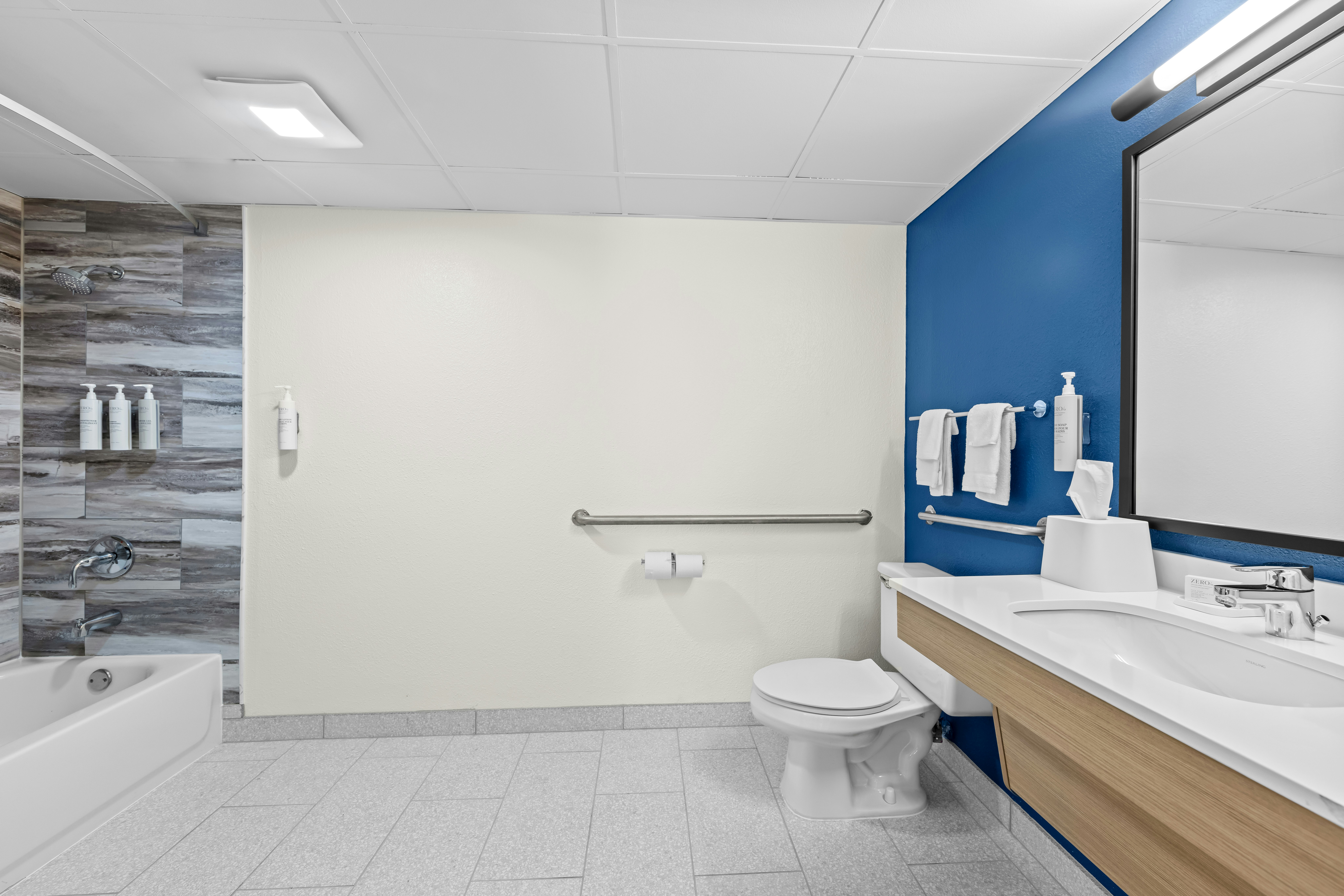 1 KING MOB/HEAR ACCESS TUB