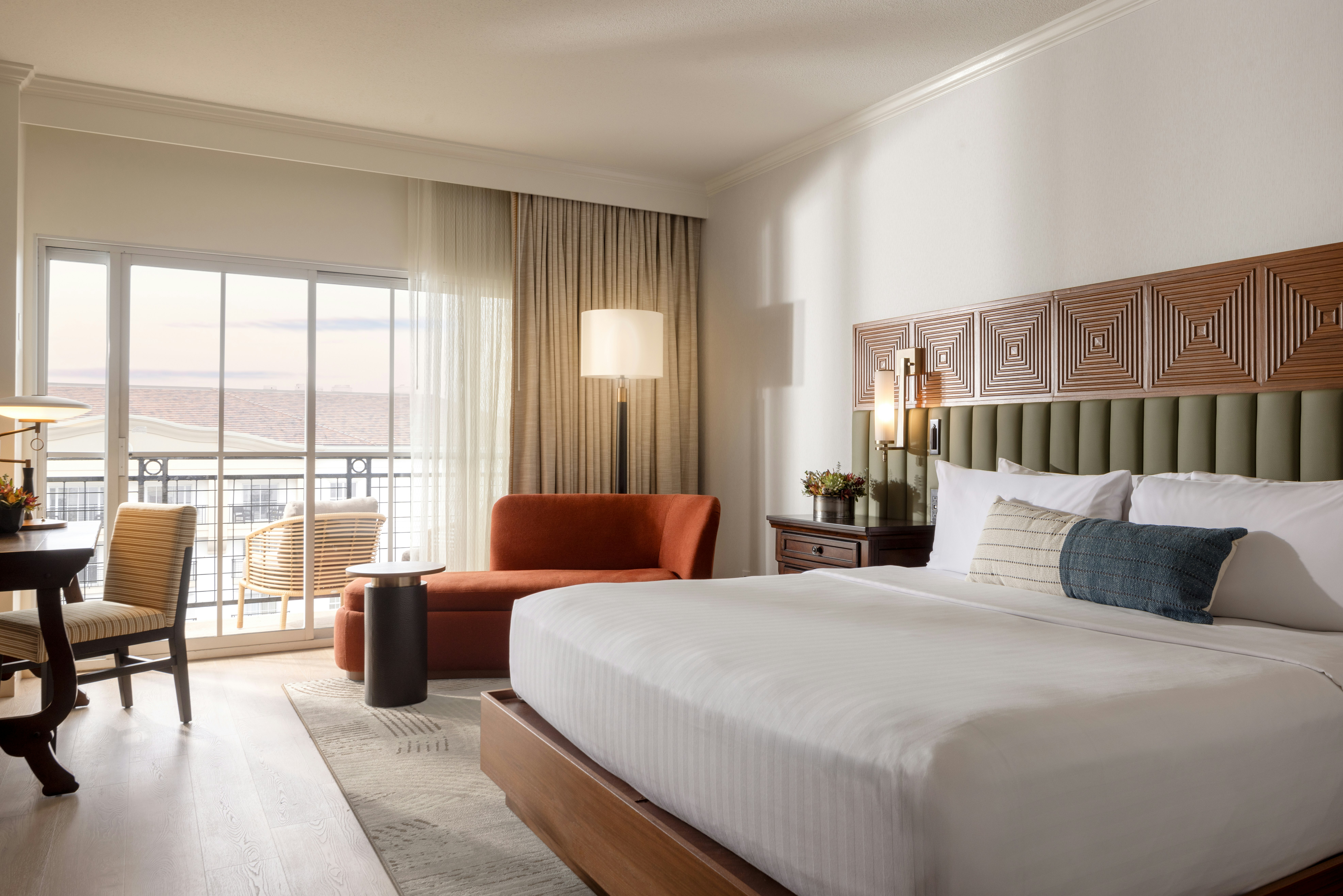 CLUB SIGNIA 7 KING ROOM