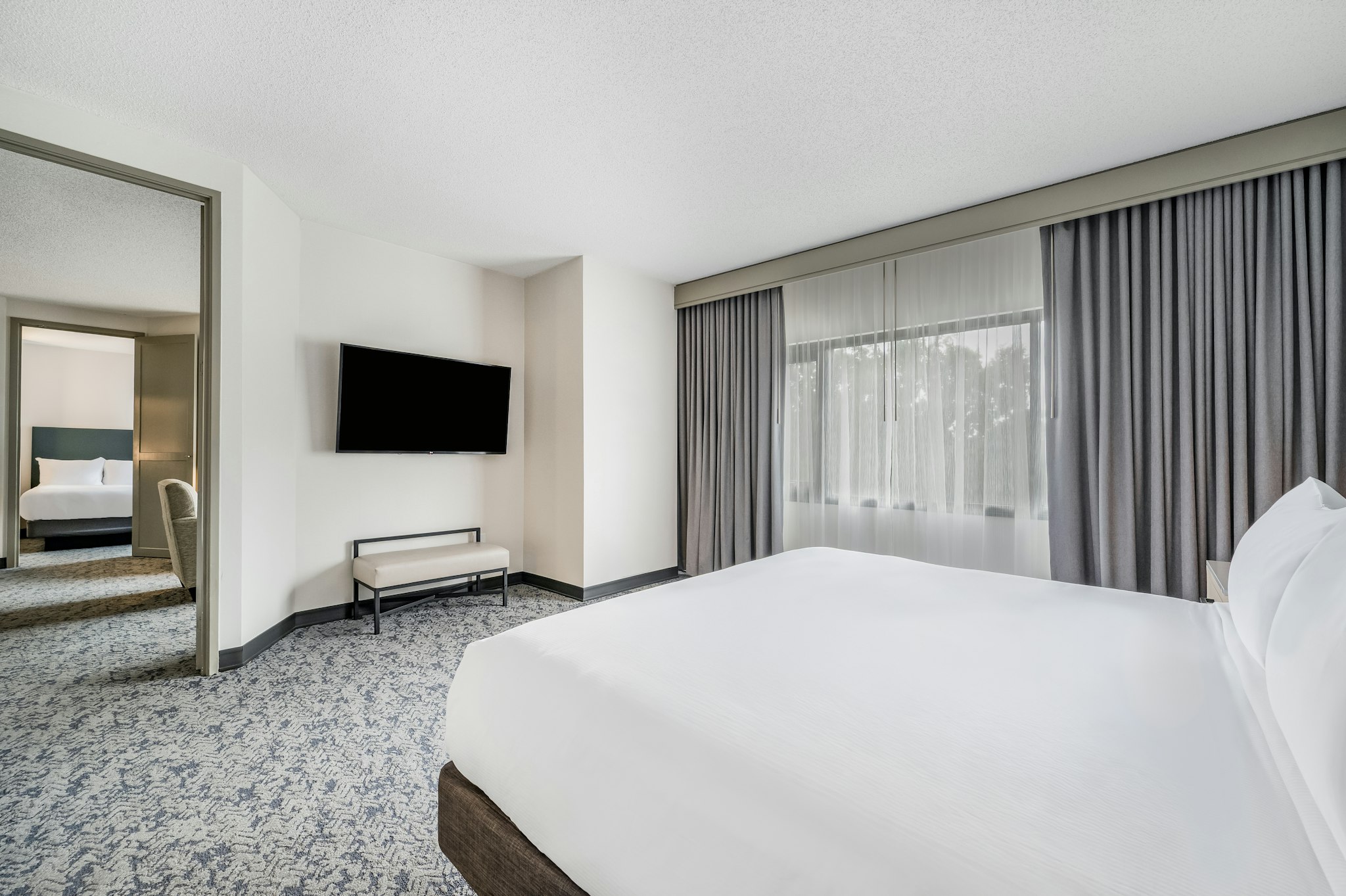 DoubleTree Suites by Hilton Hotel Raleigh - Durham