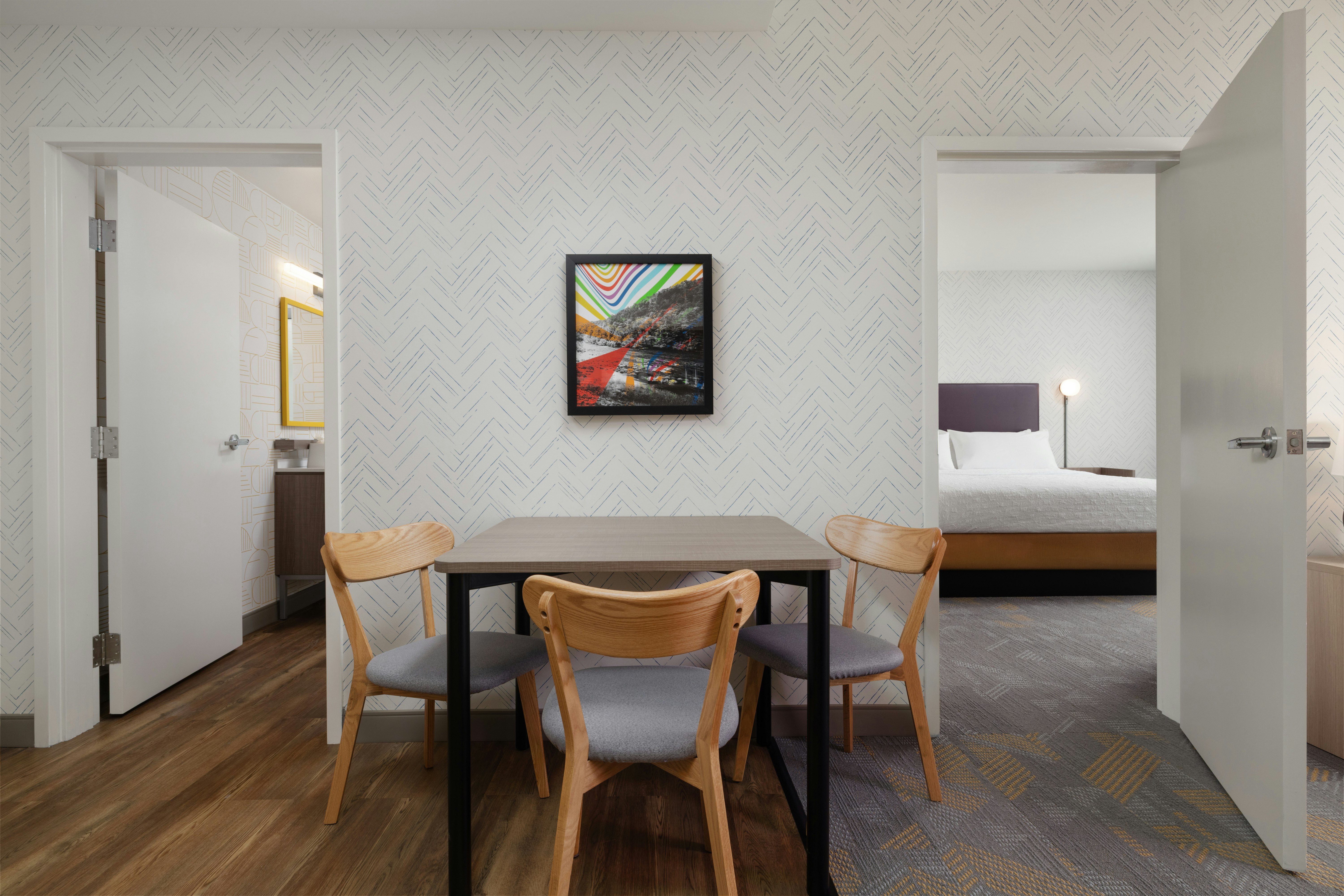 1 KING 1BEDROOM SUITE
