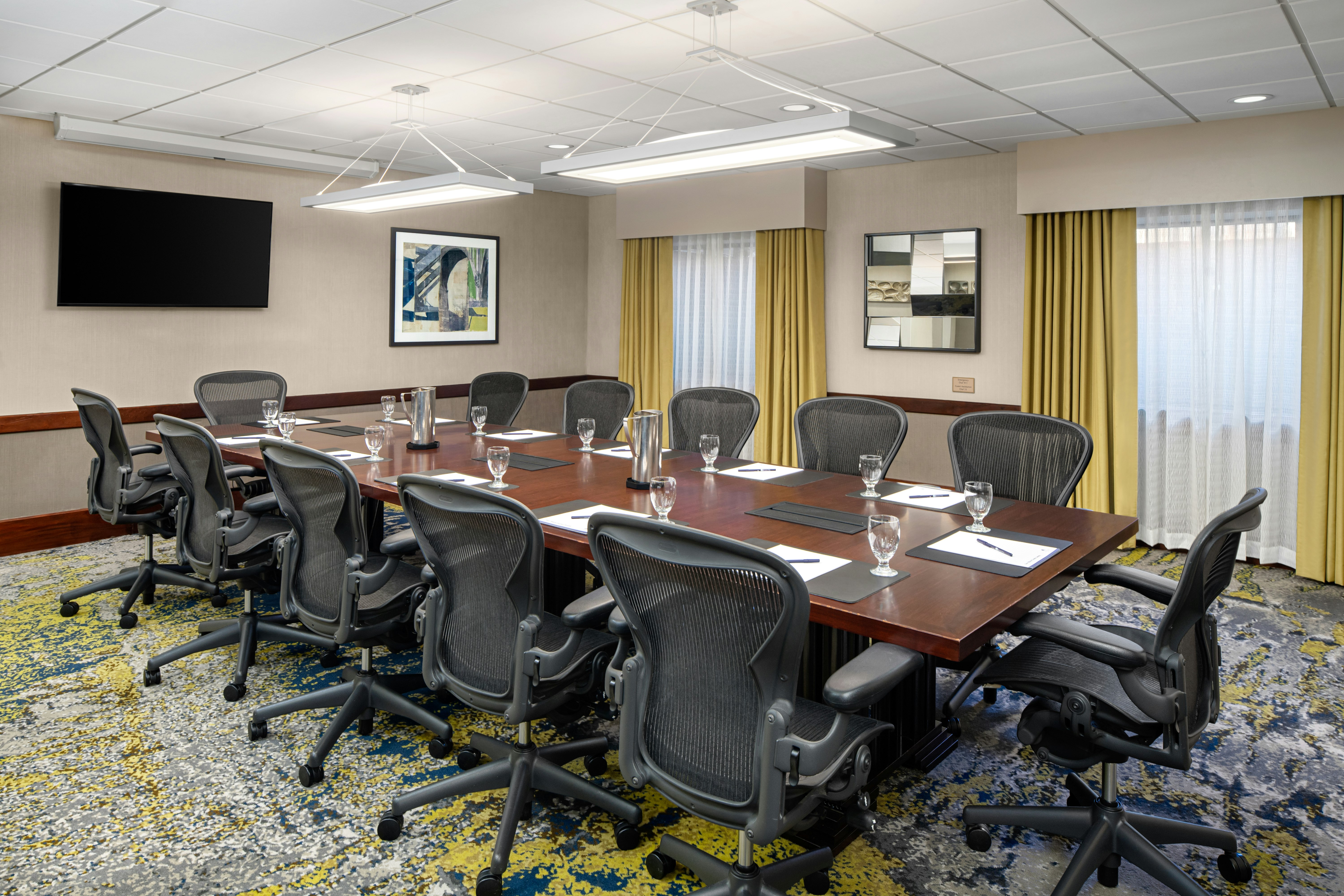 DoubleTree Suites by Hilton Hotel Charlotte-Southpark