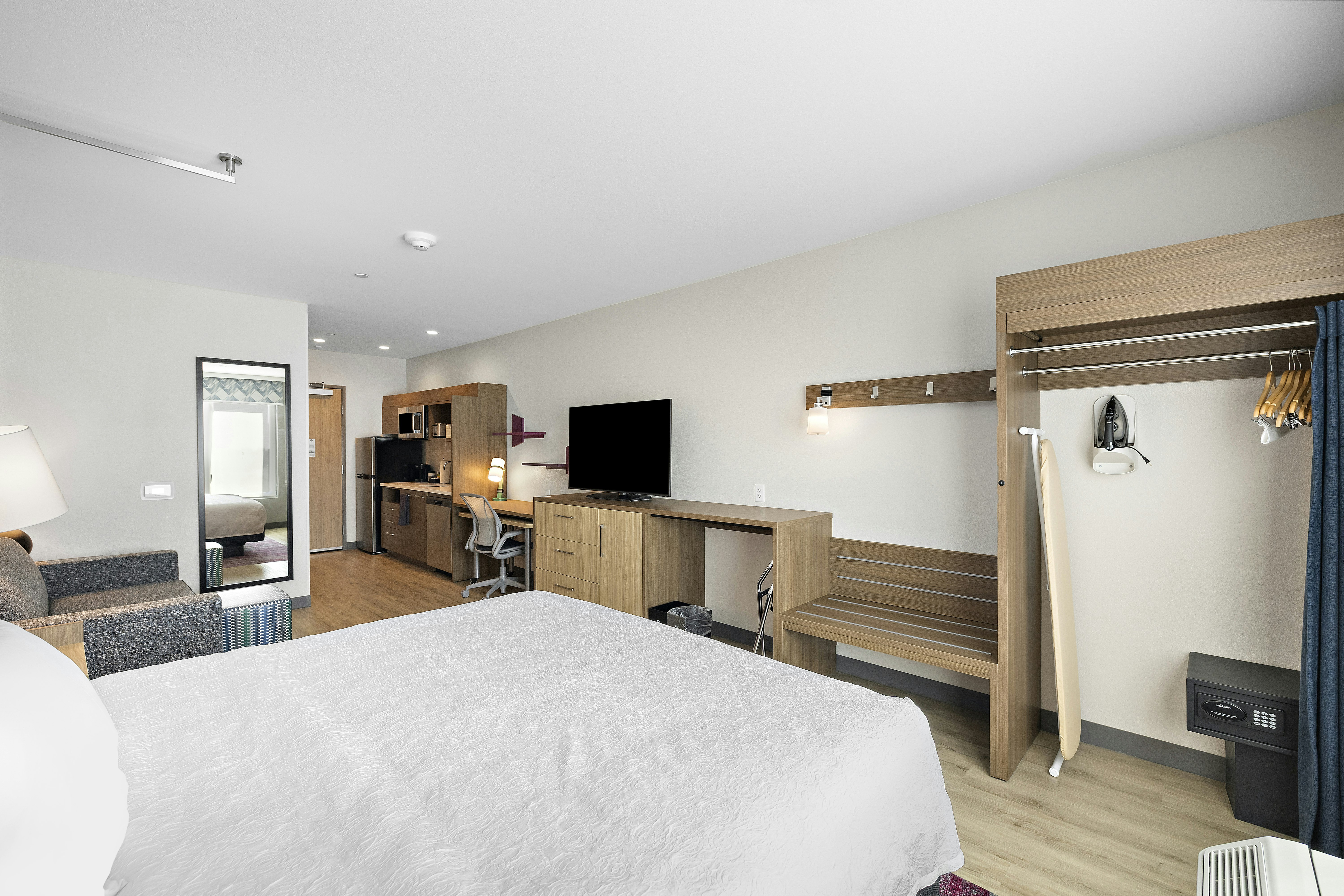 Home2 Suites by Hilton Ontario Airport
