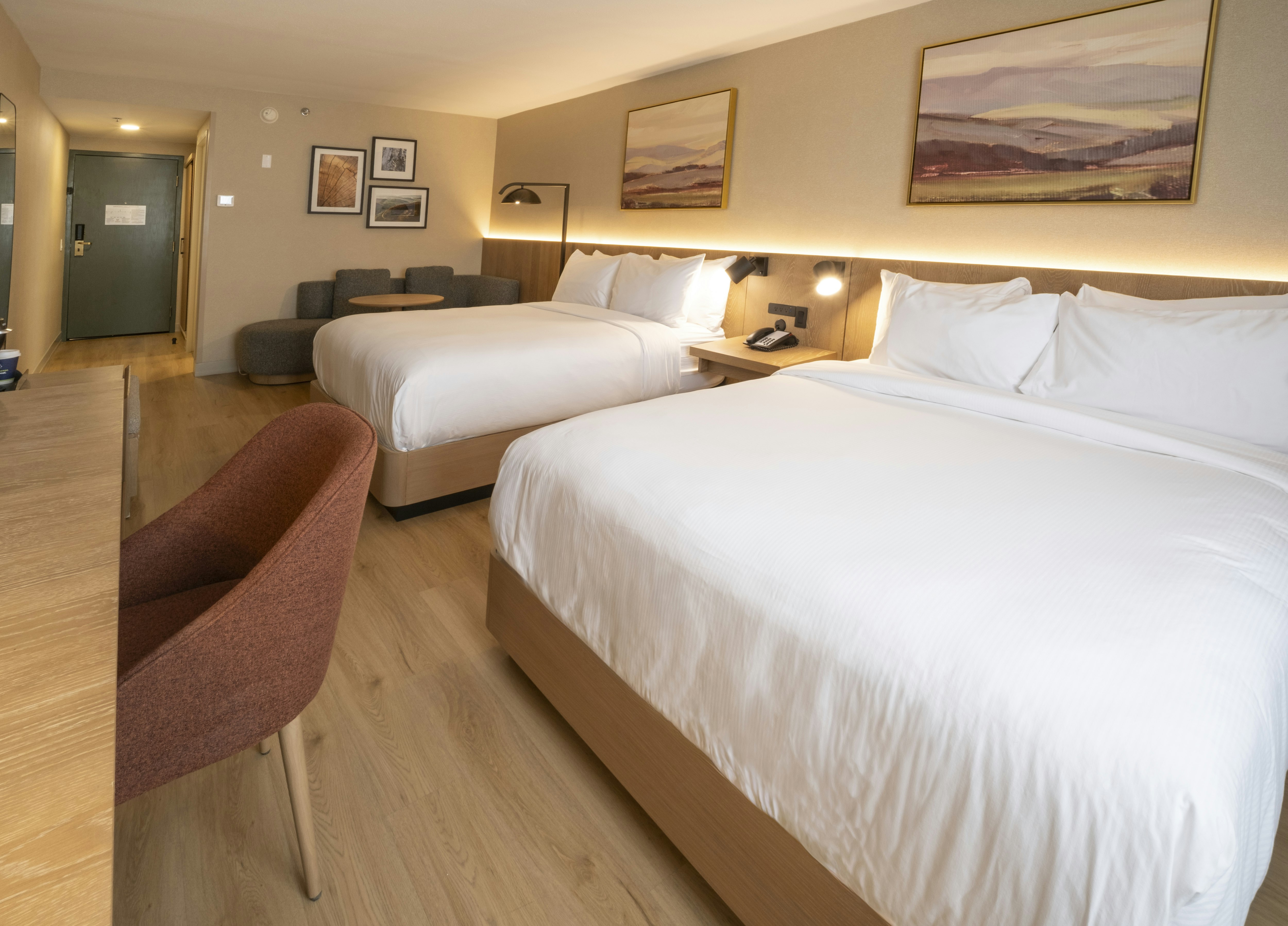 1 KING BED HEARING ACC