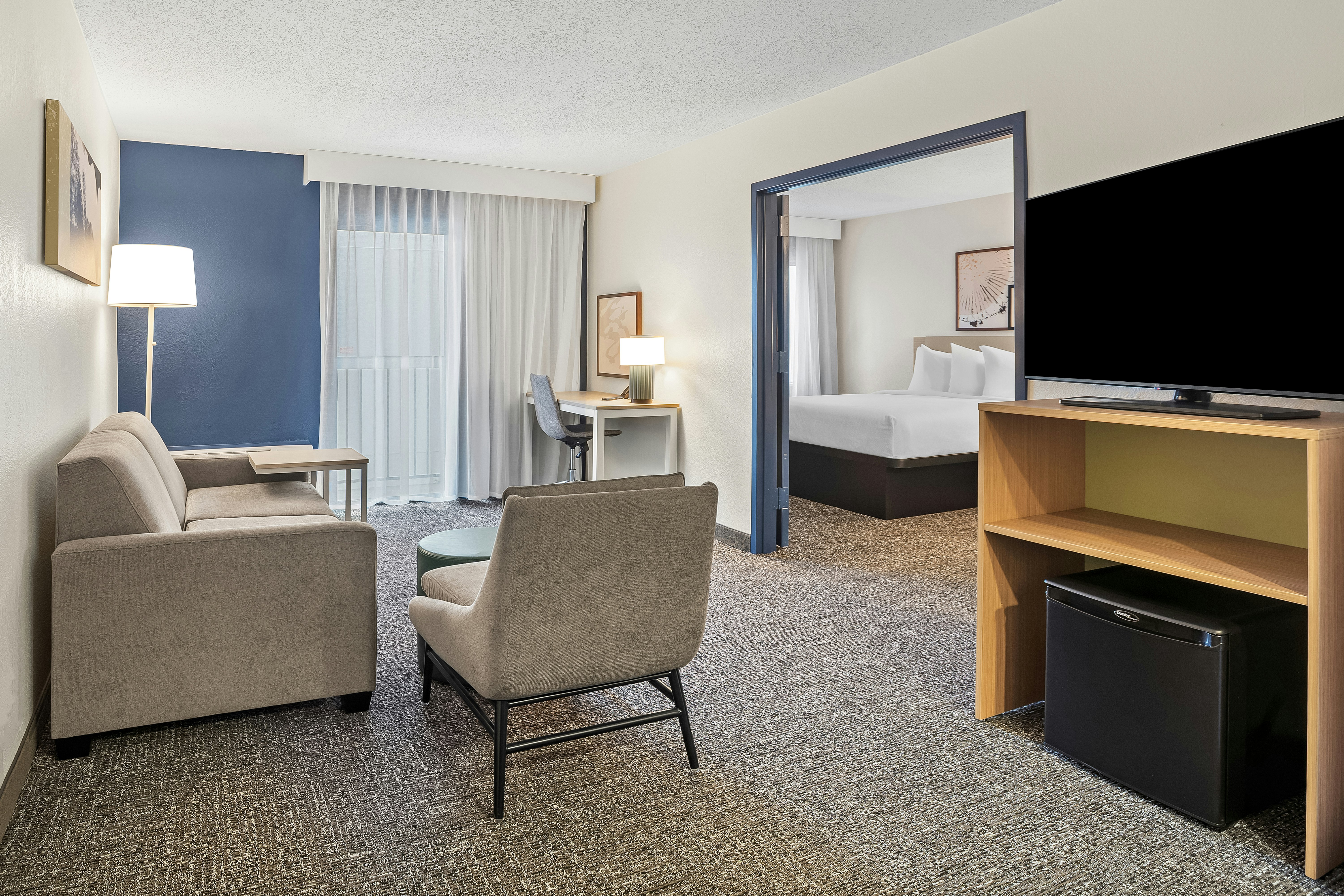 1 KING SUITE