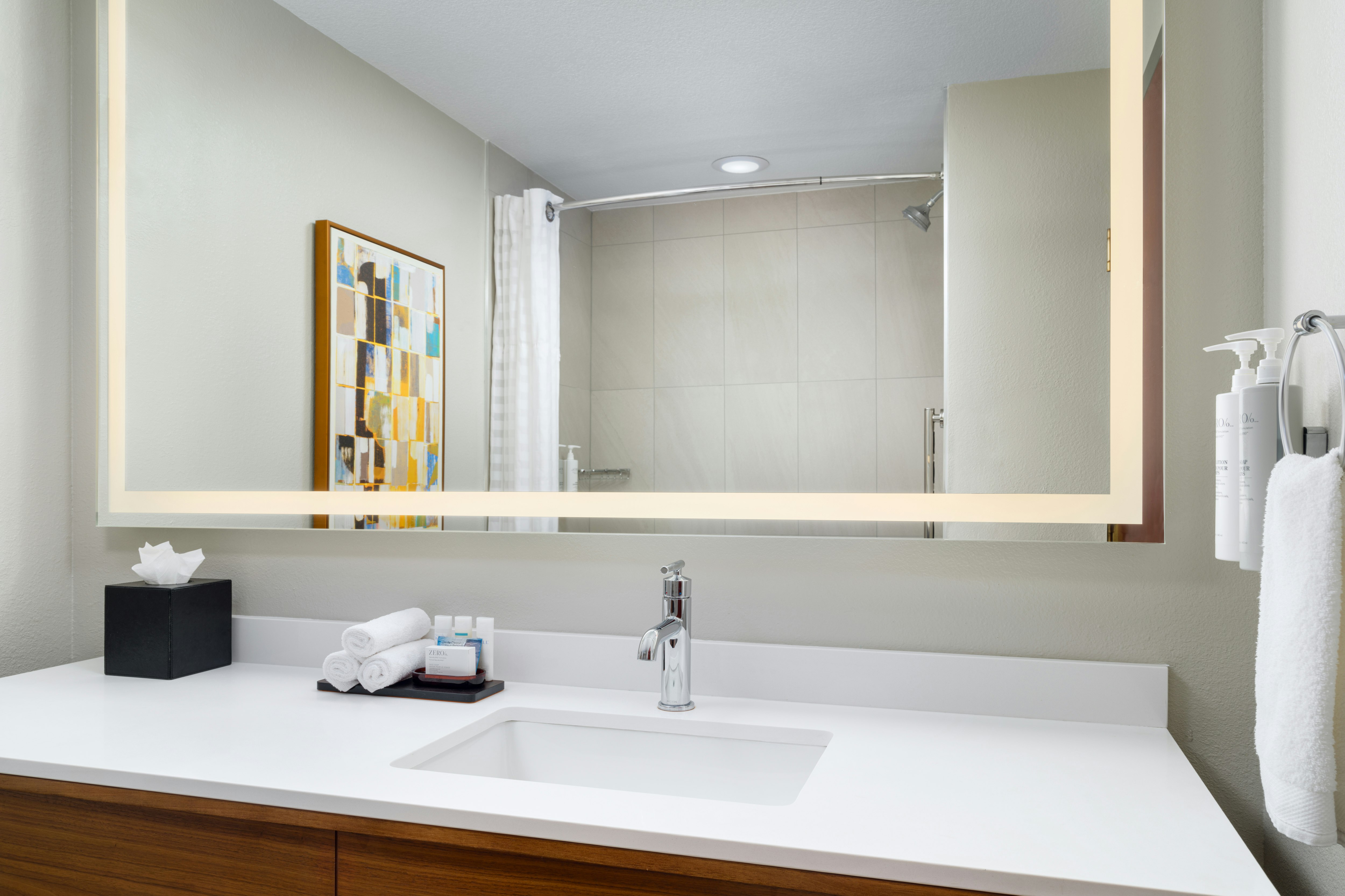 FAMILY SUITE-1KG/2QN/2BATH
