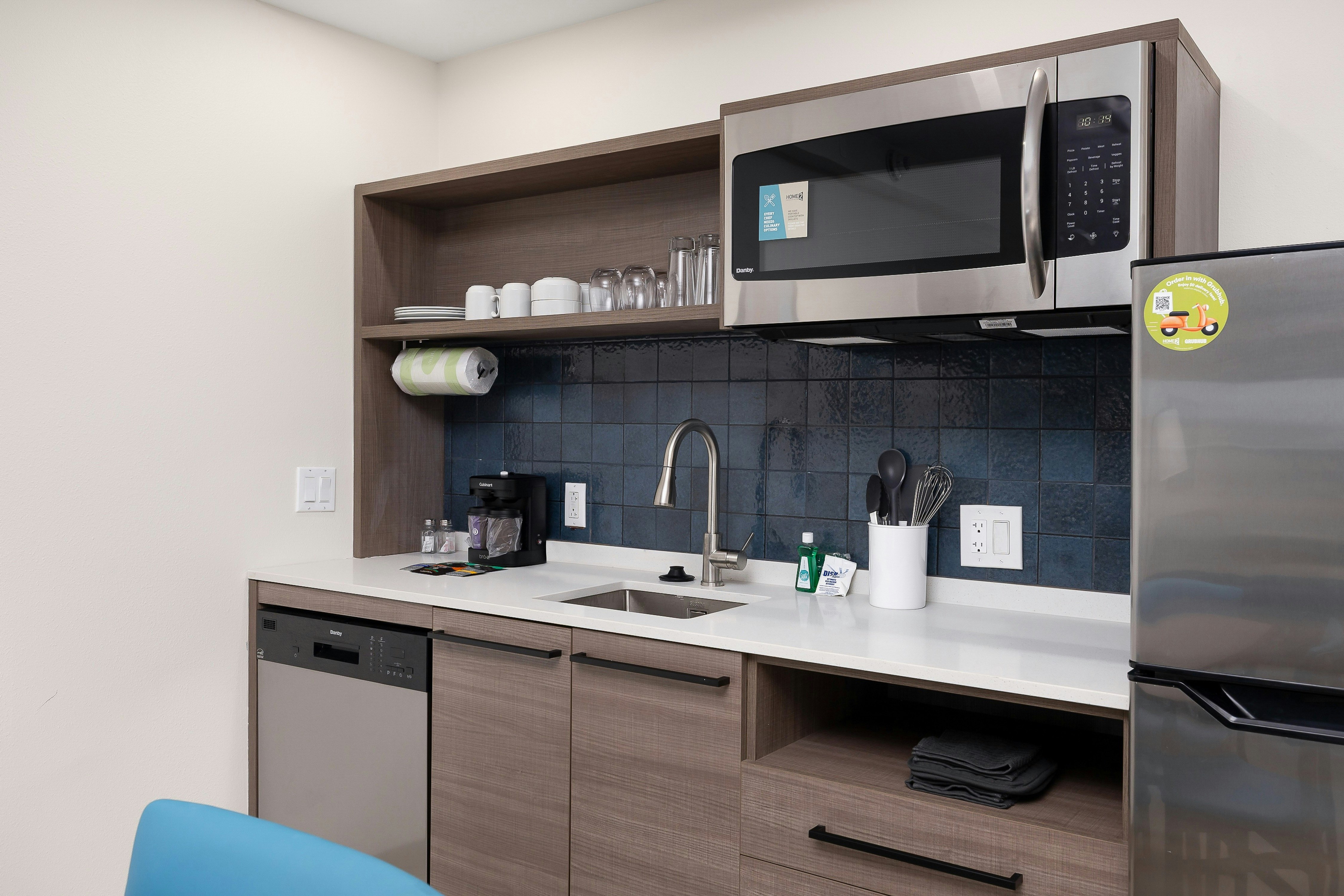 1 KING 1BEDROOM SUITE