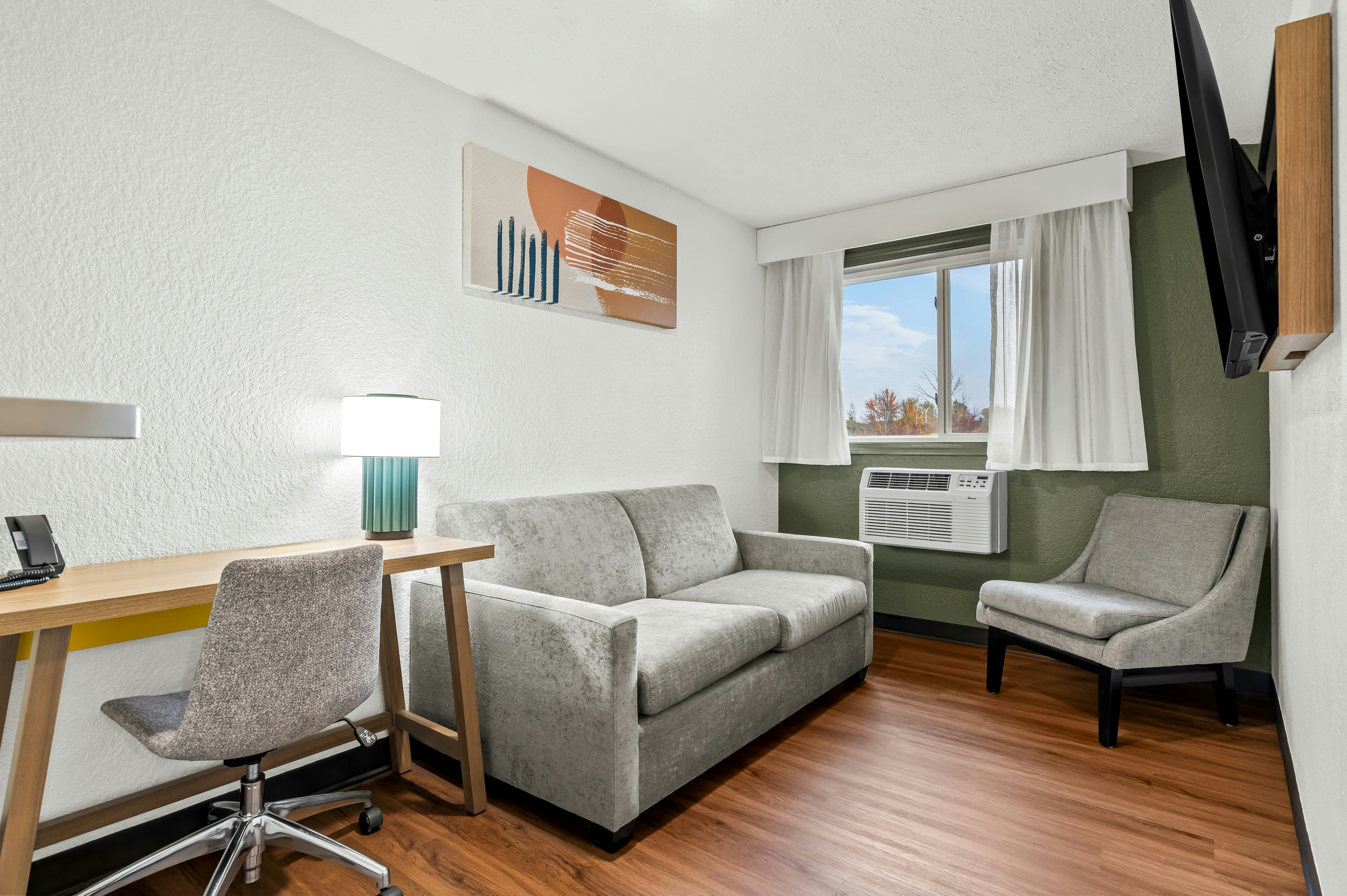Spark by Hilton Portland Airport Maine Mall