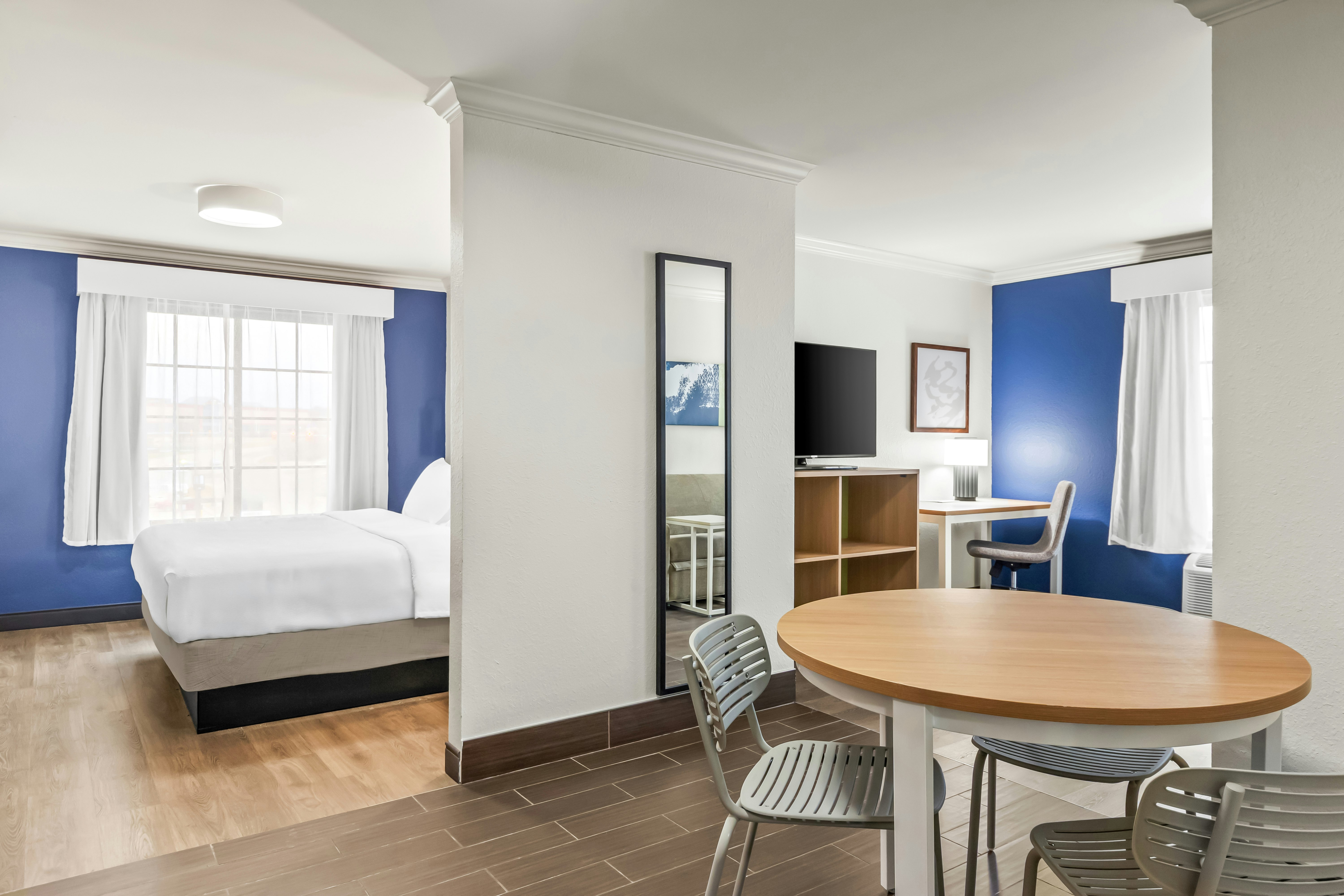 Spark by Hilton Cincinnati Fairfield