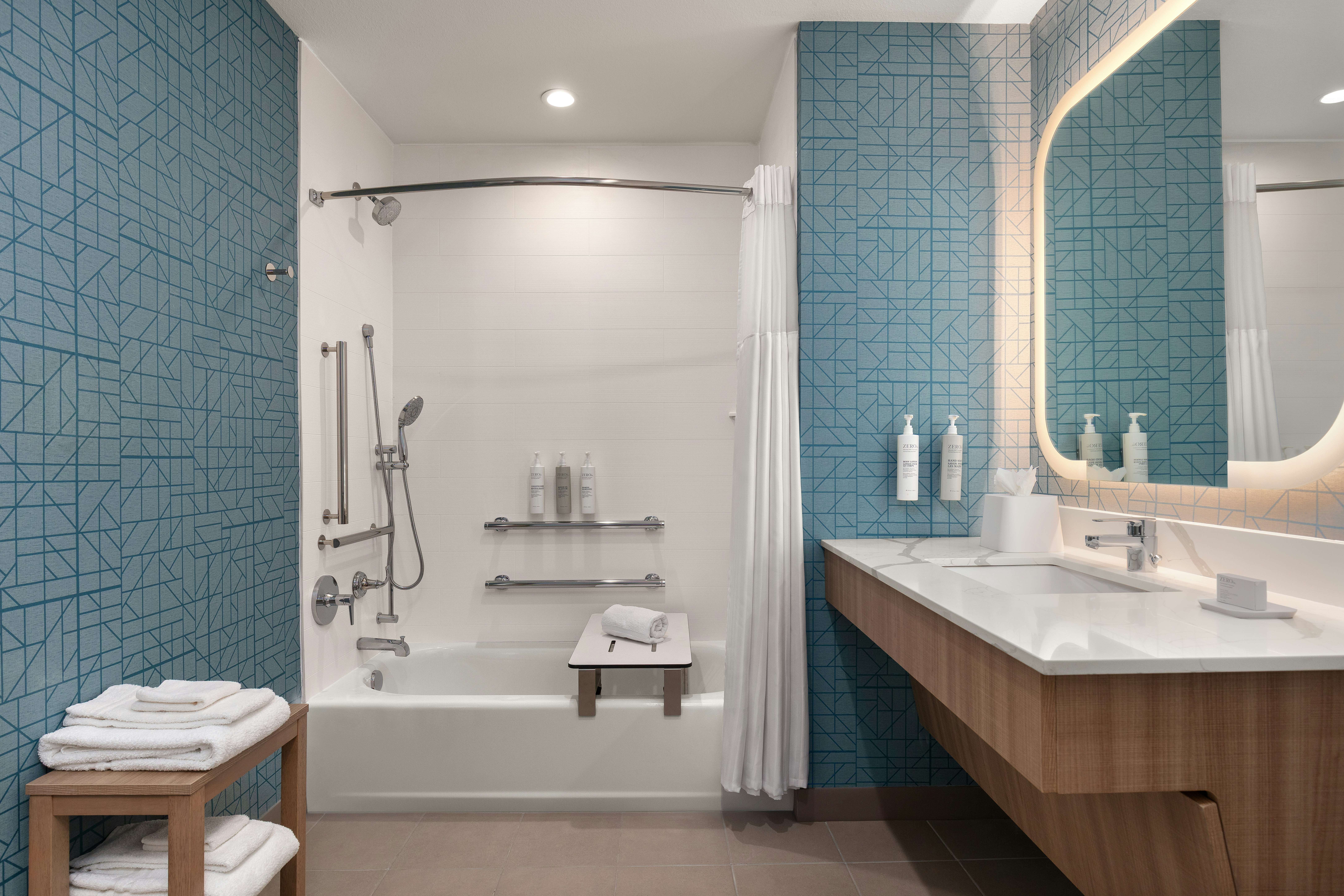 1KG ACC TUB STUDIO SUITE