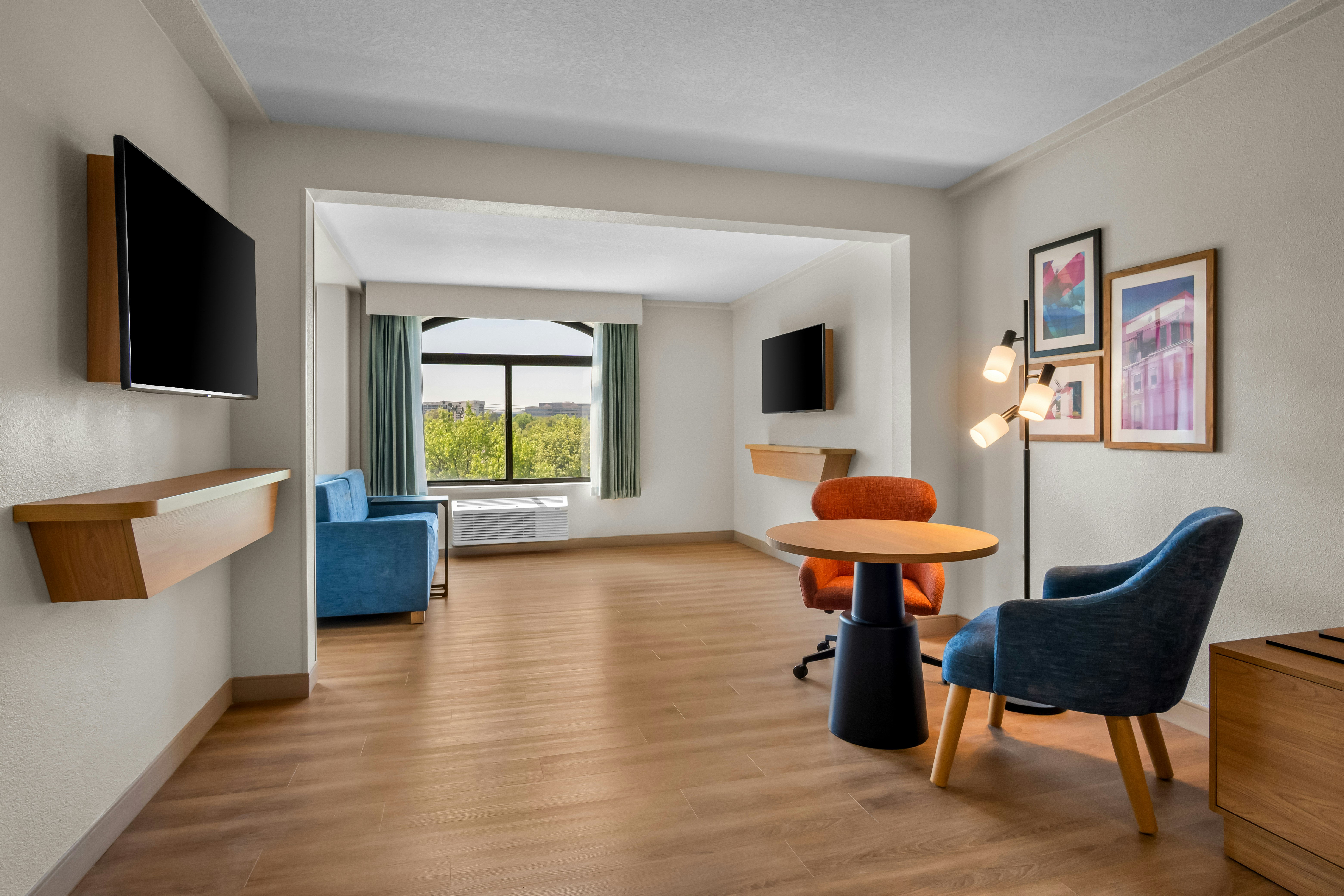 Hampton Inn by Hilton Addison Dallas