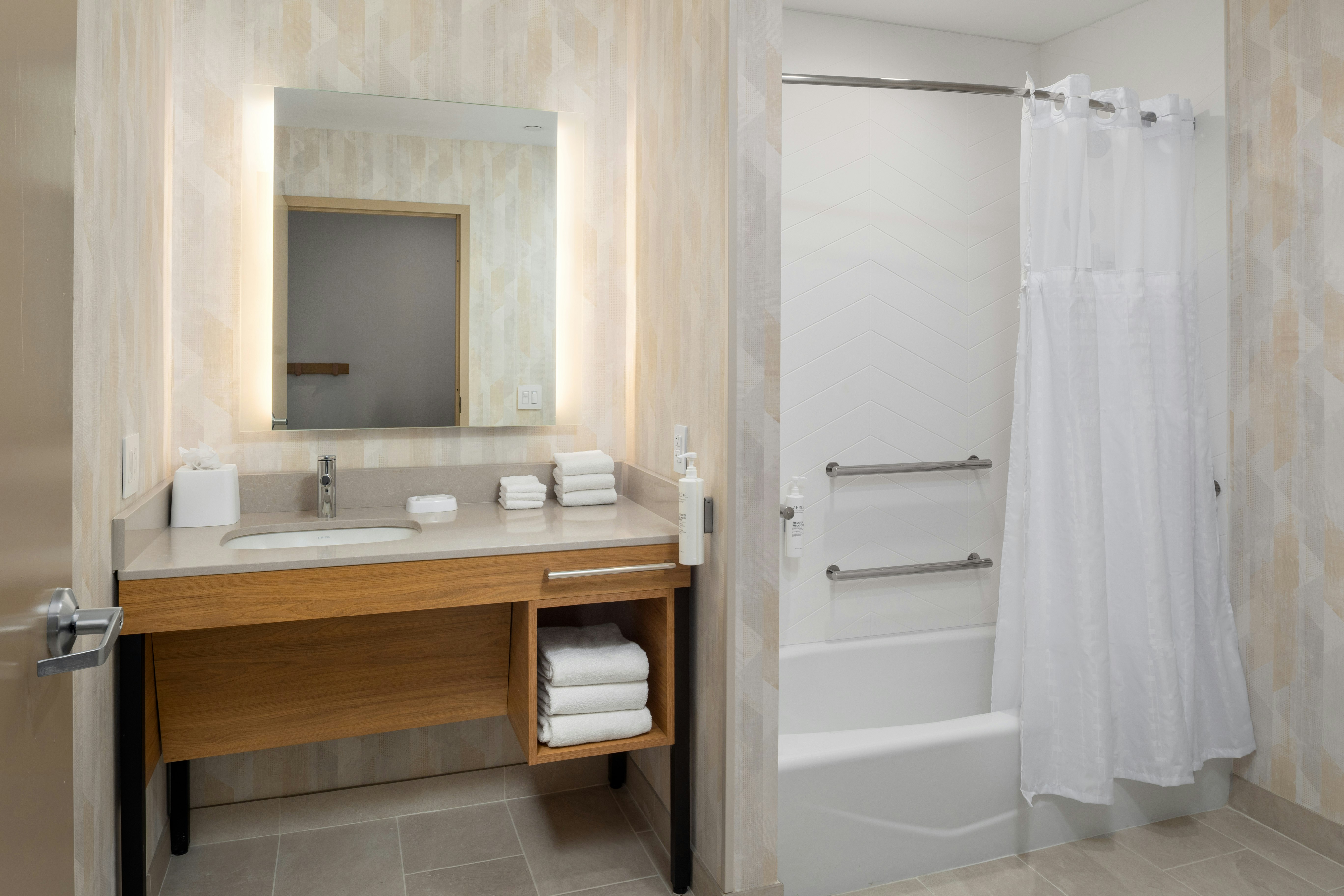 1 KN ACC TUB STUDIO
