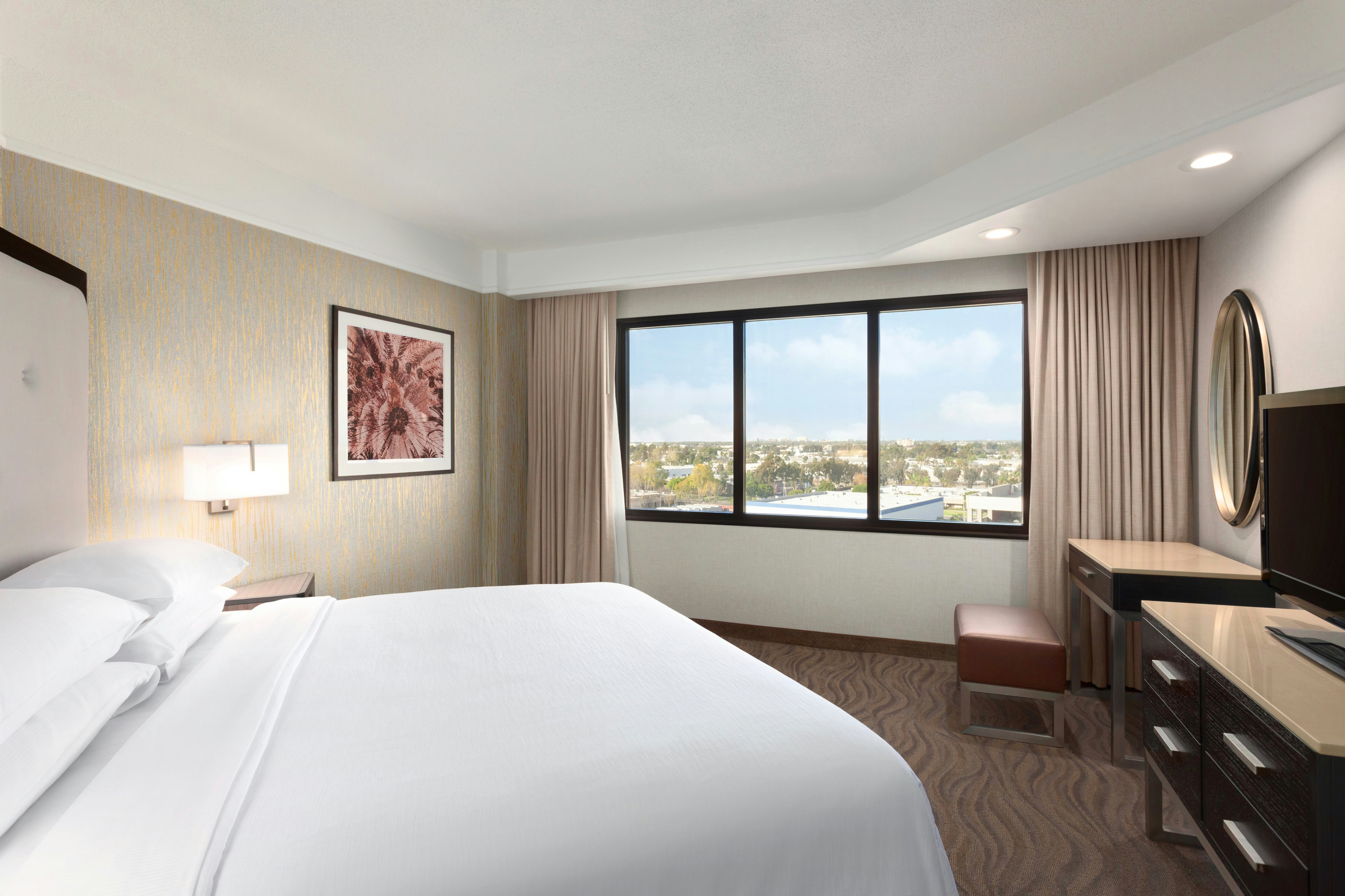 Luxury Event Venues Near California – Embassy Suites Irvine