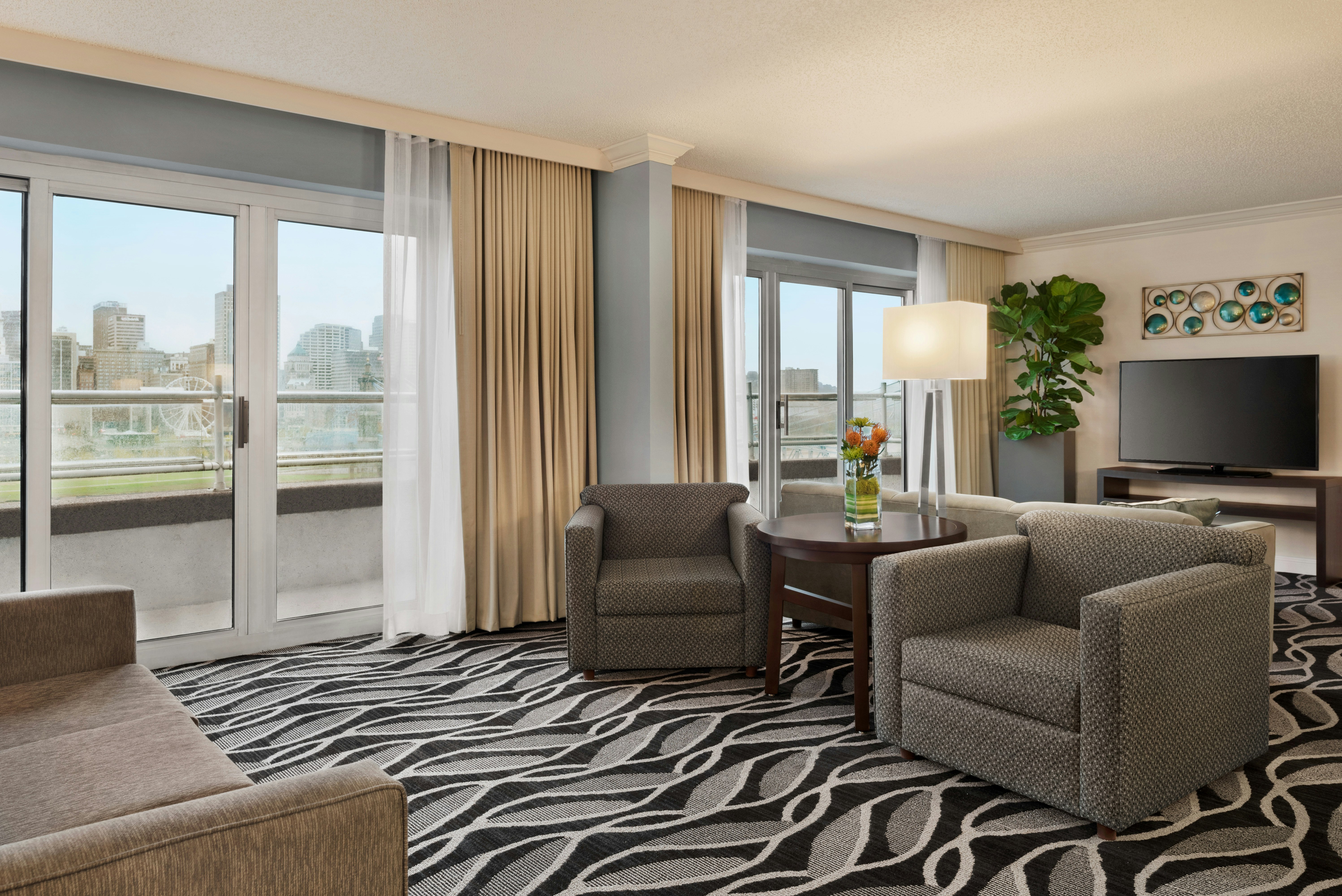 Embassy Suites by Hilton Cincinnati RiverCenter