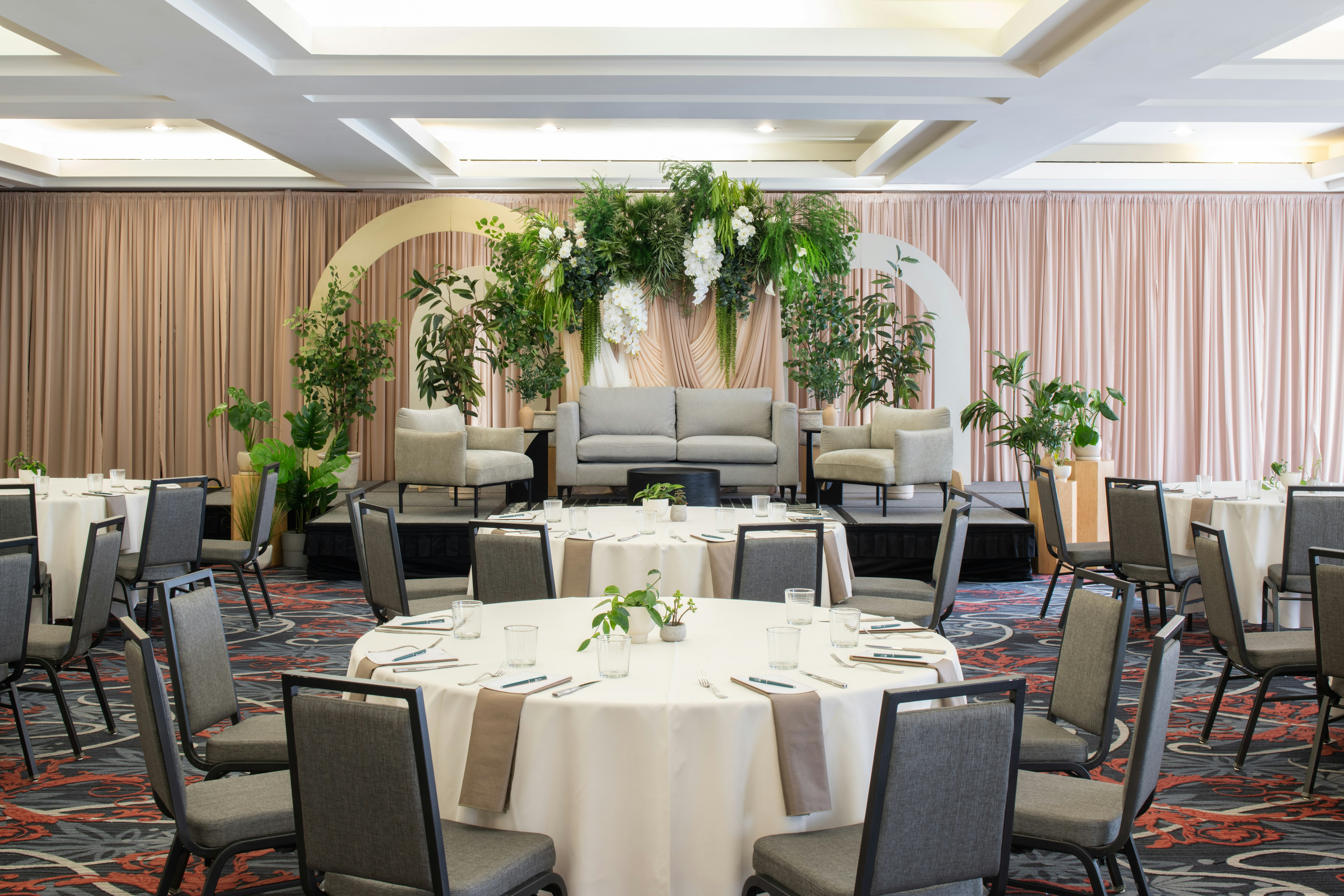 Embassy Suites by Hilton Portland Downtown
