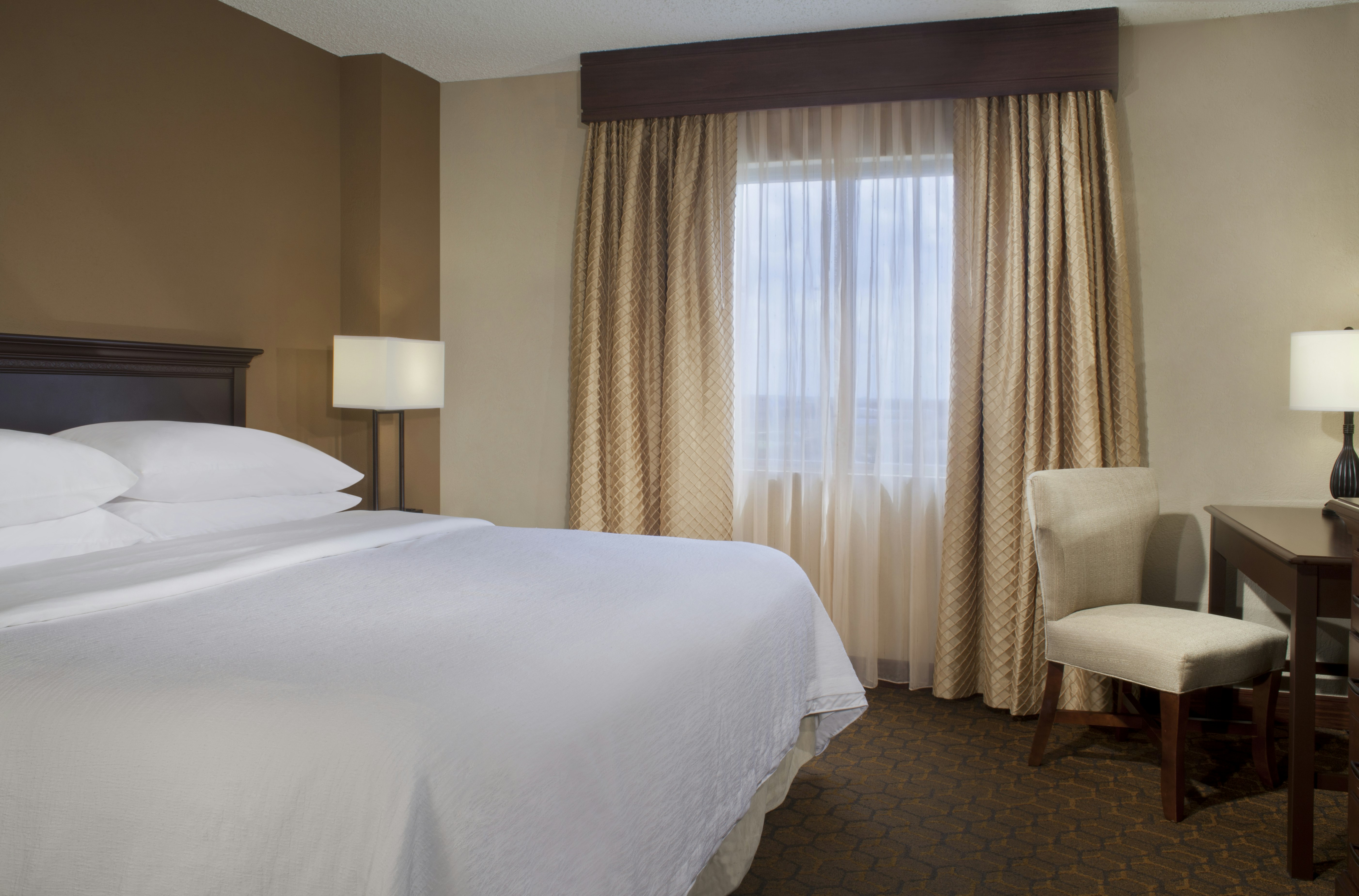Embassy Suites by Hilton Austin Arboretum