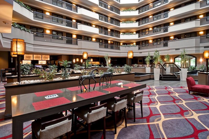 Embassy Suites by Hilton Dulles Airport