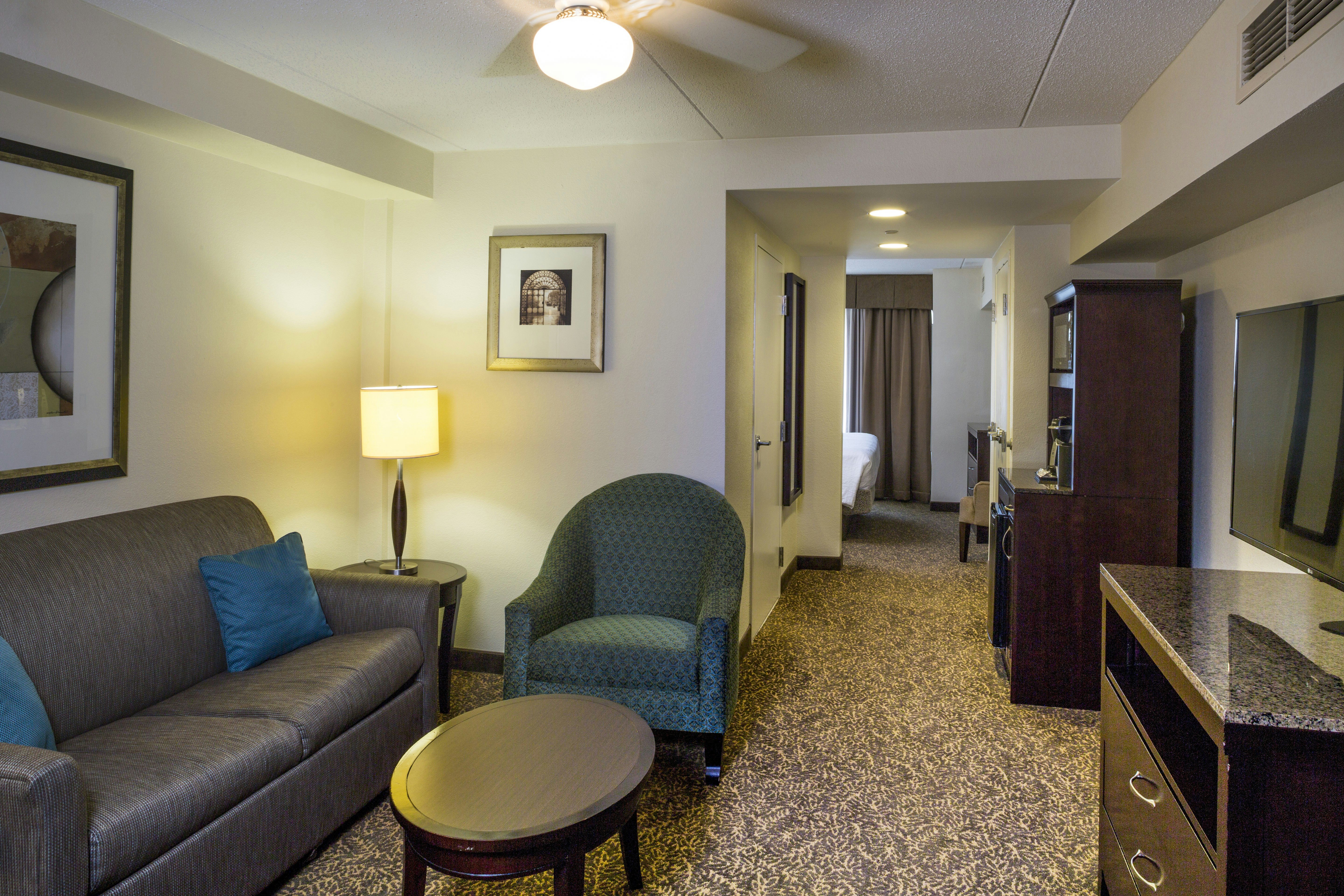 Hilton Garden Inn Hampton Coliseum Central