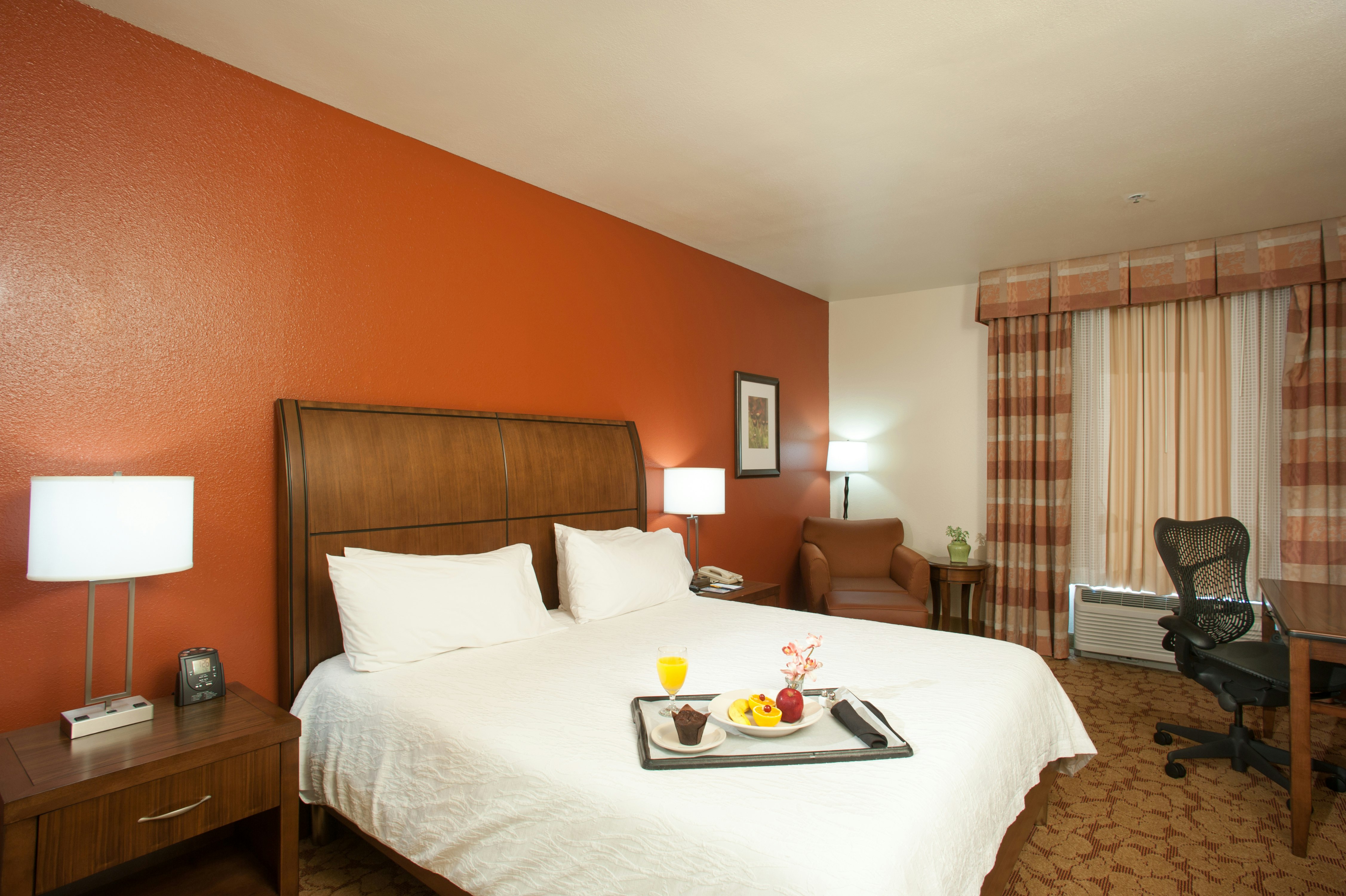1 KING BED