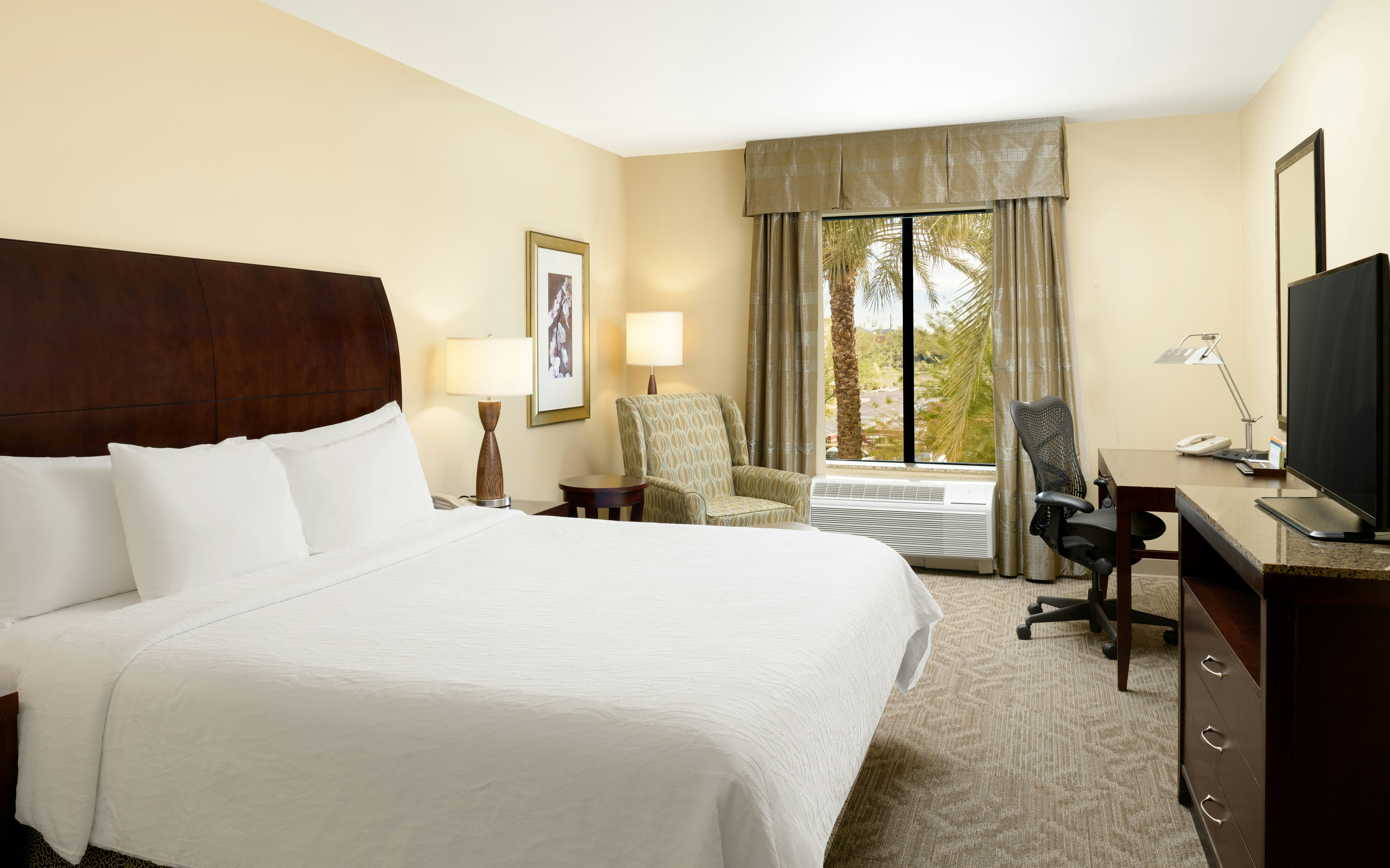 1 KING BED