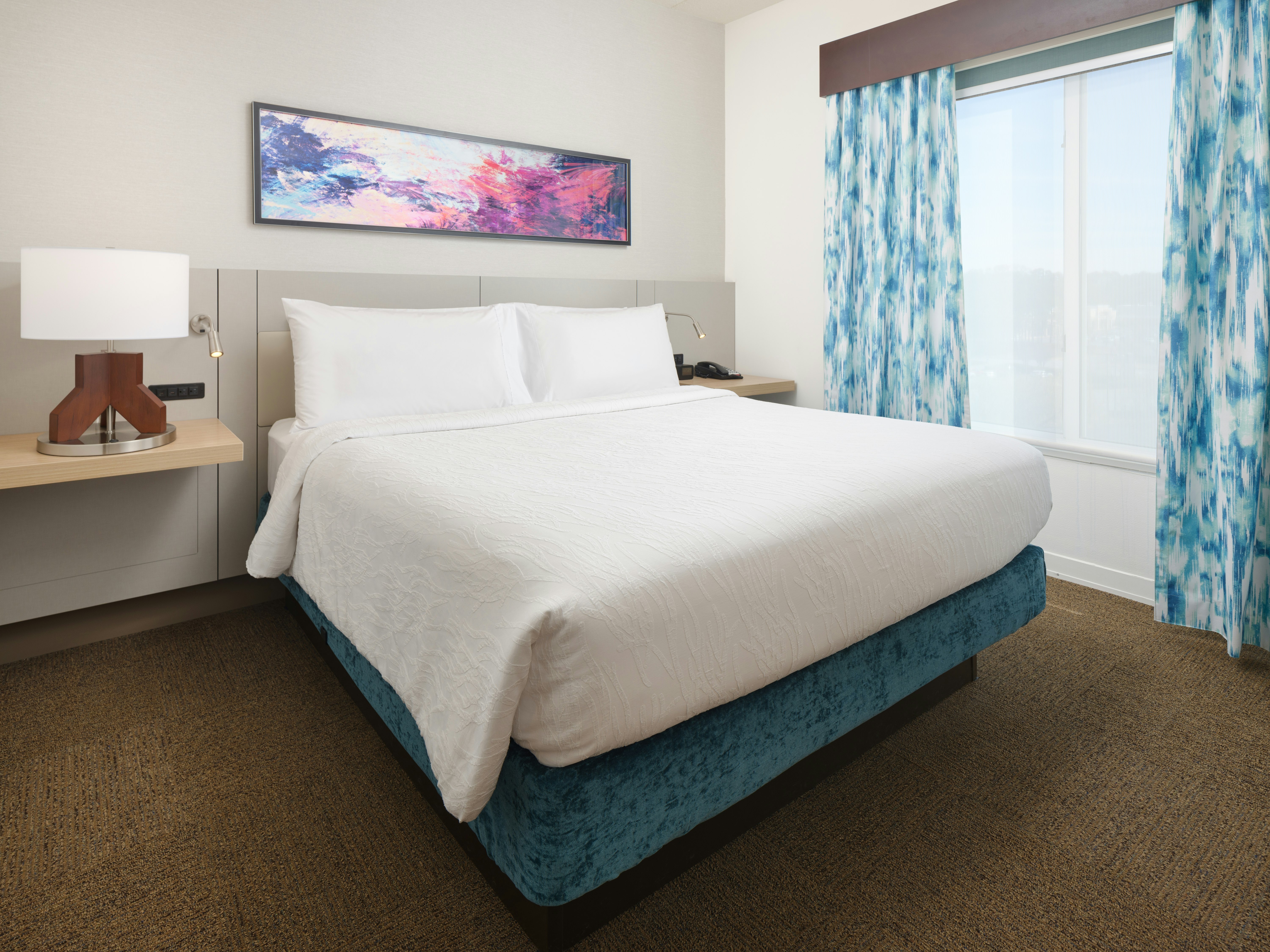 1 KING BED JUNIOR SUITE