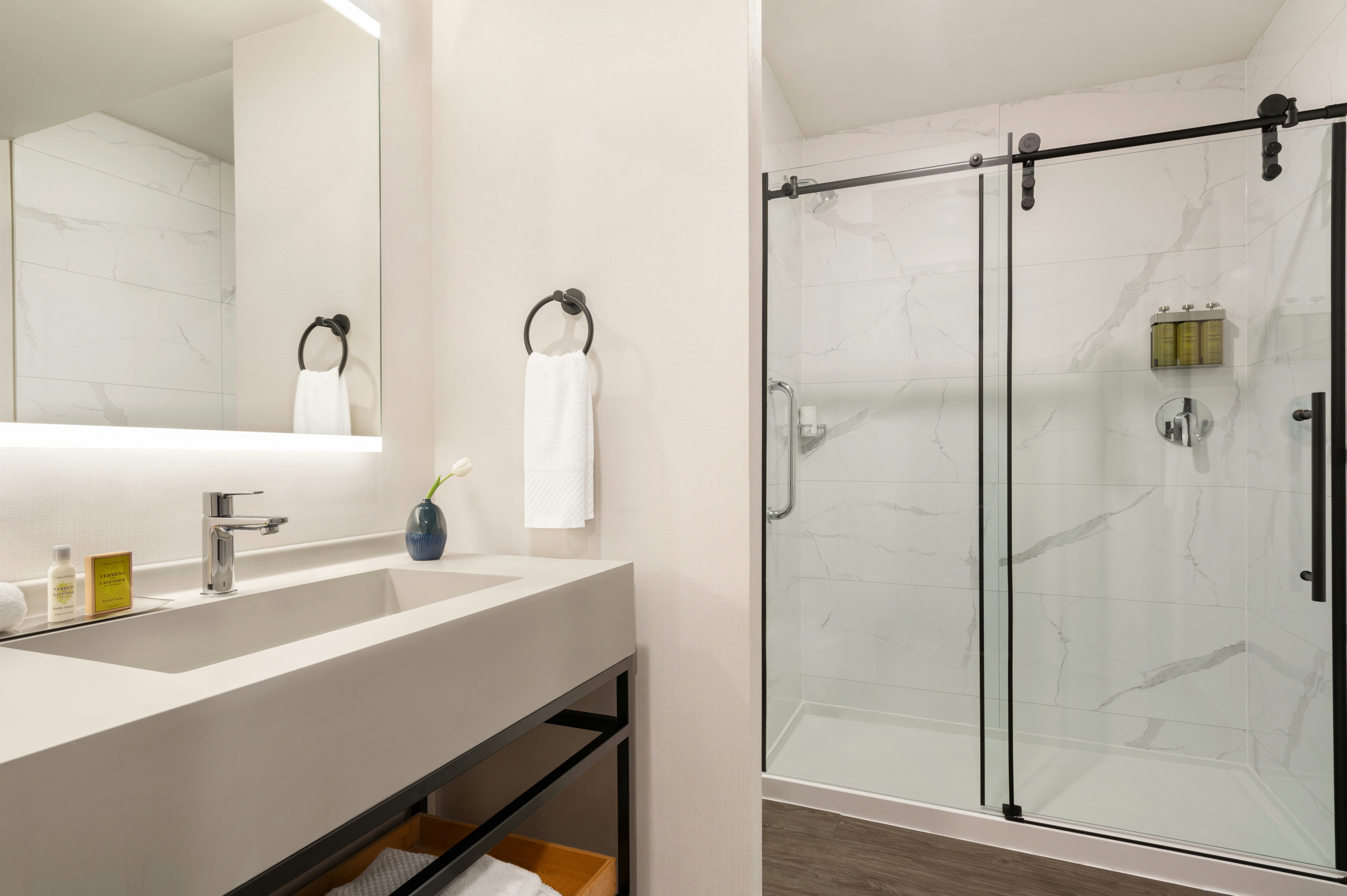 DoubleTree by Hilton San Francisco South Airport Blvd