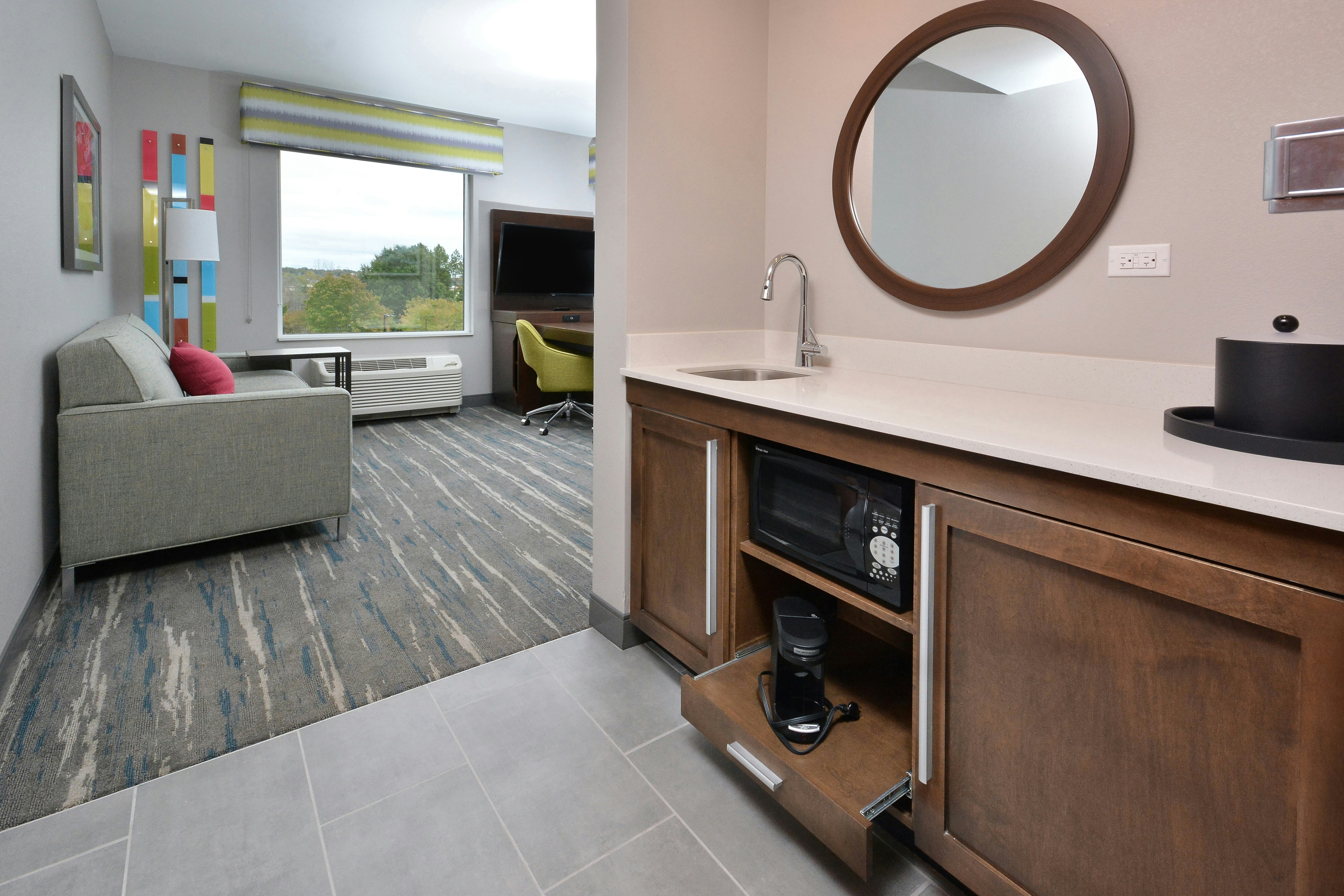 Hampton Inn & Suites by Hilton Charlotte North I 485