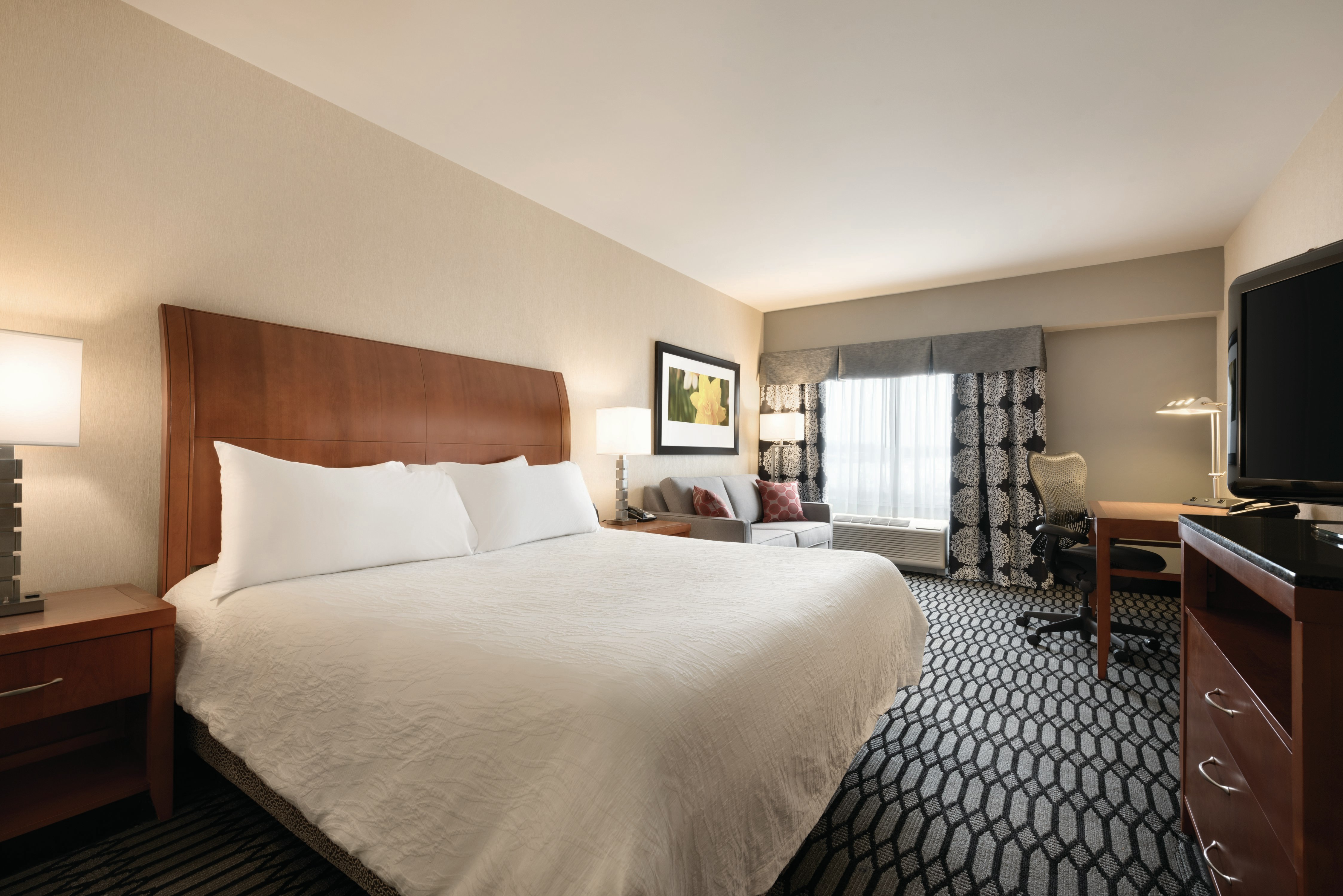 Hilton Garden Inn Akron-Canton Airport