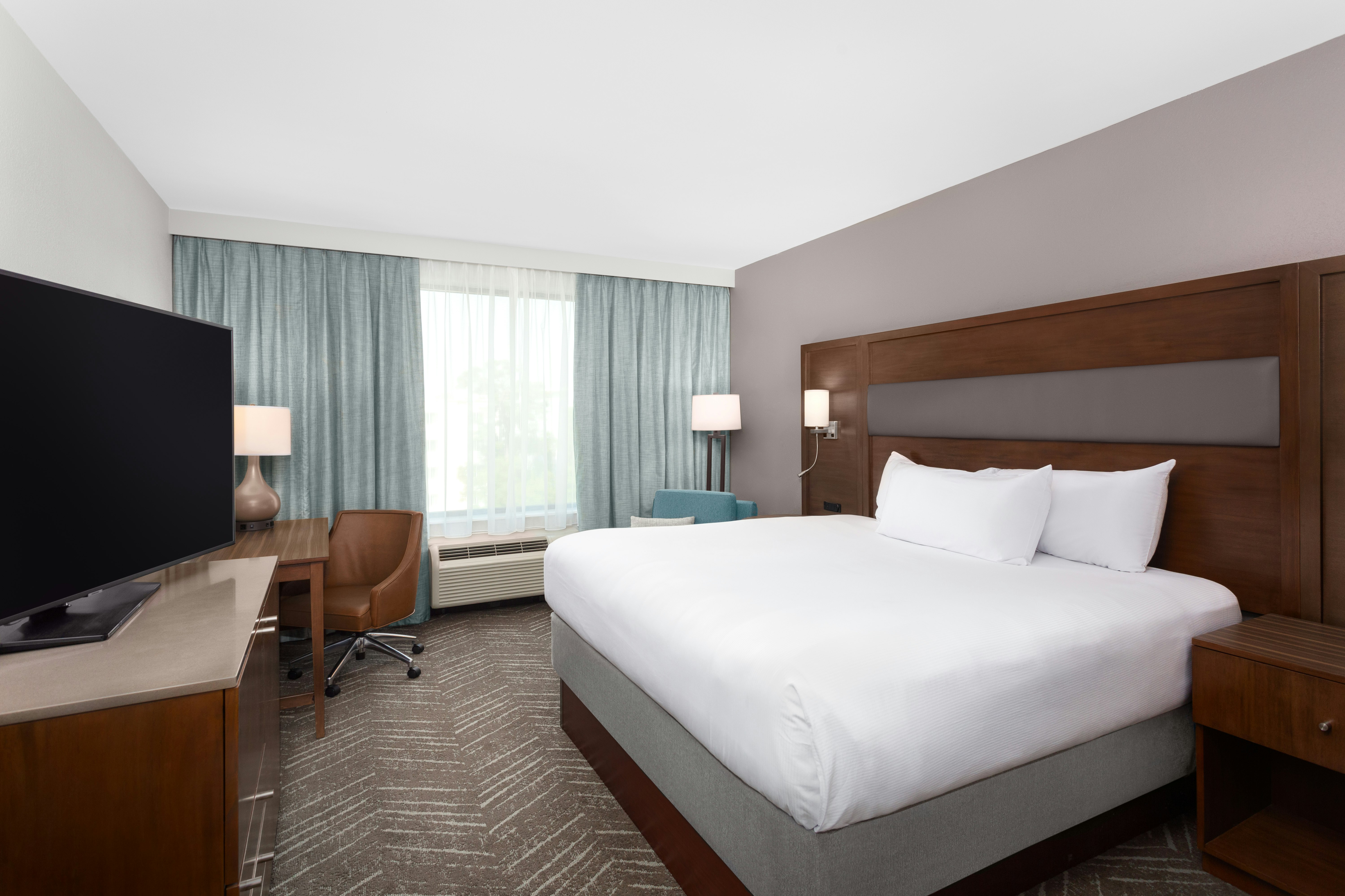 1 KING BED