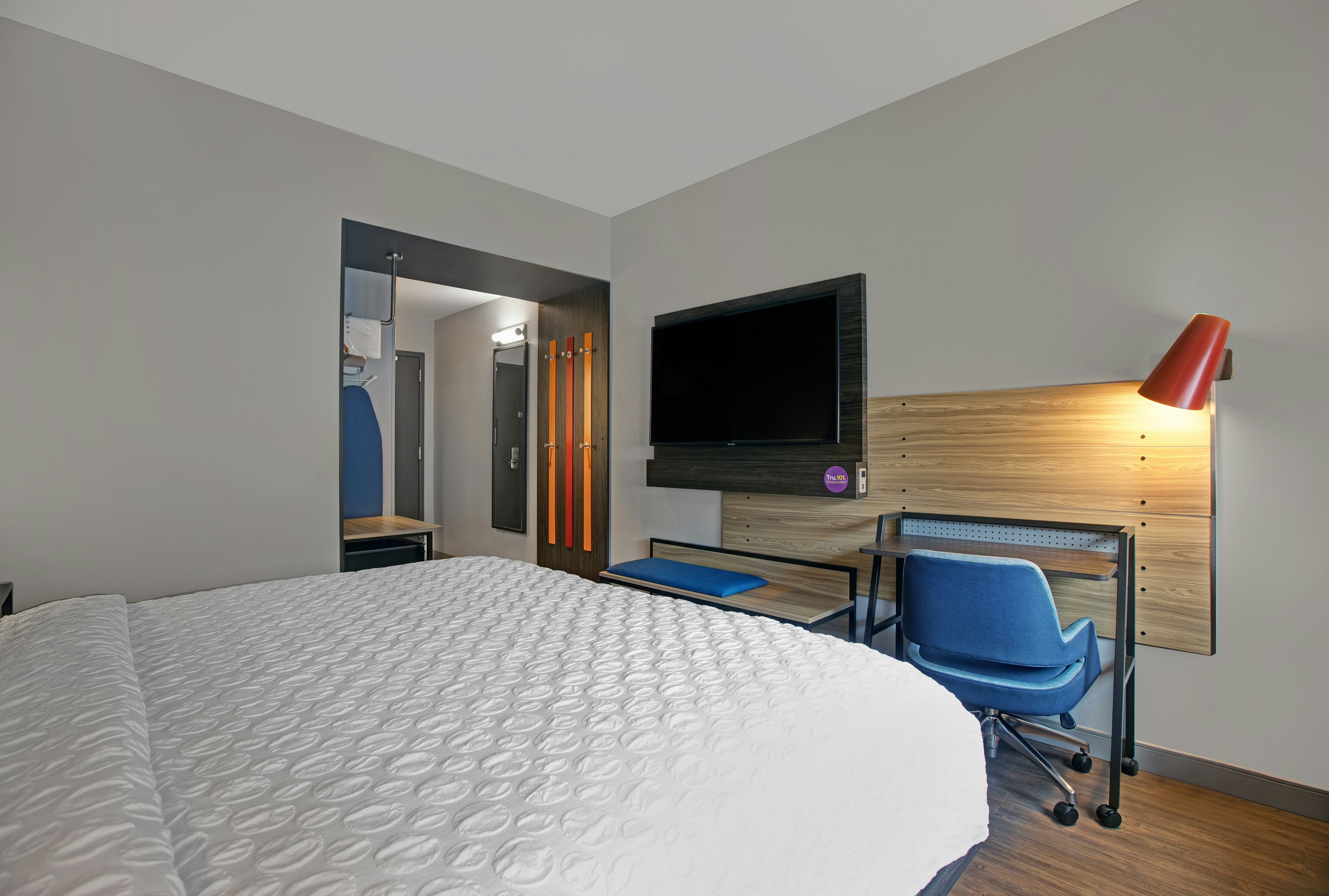 Tru by Hilton Milwaukee Downtown