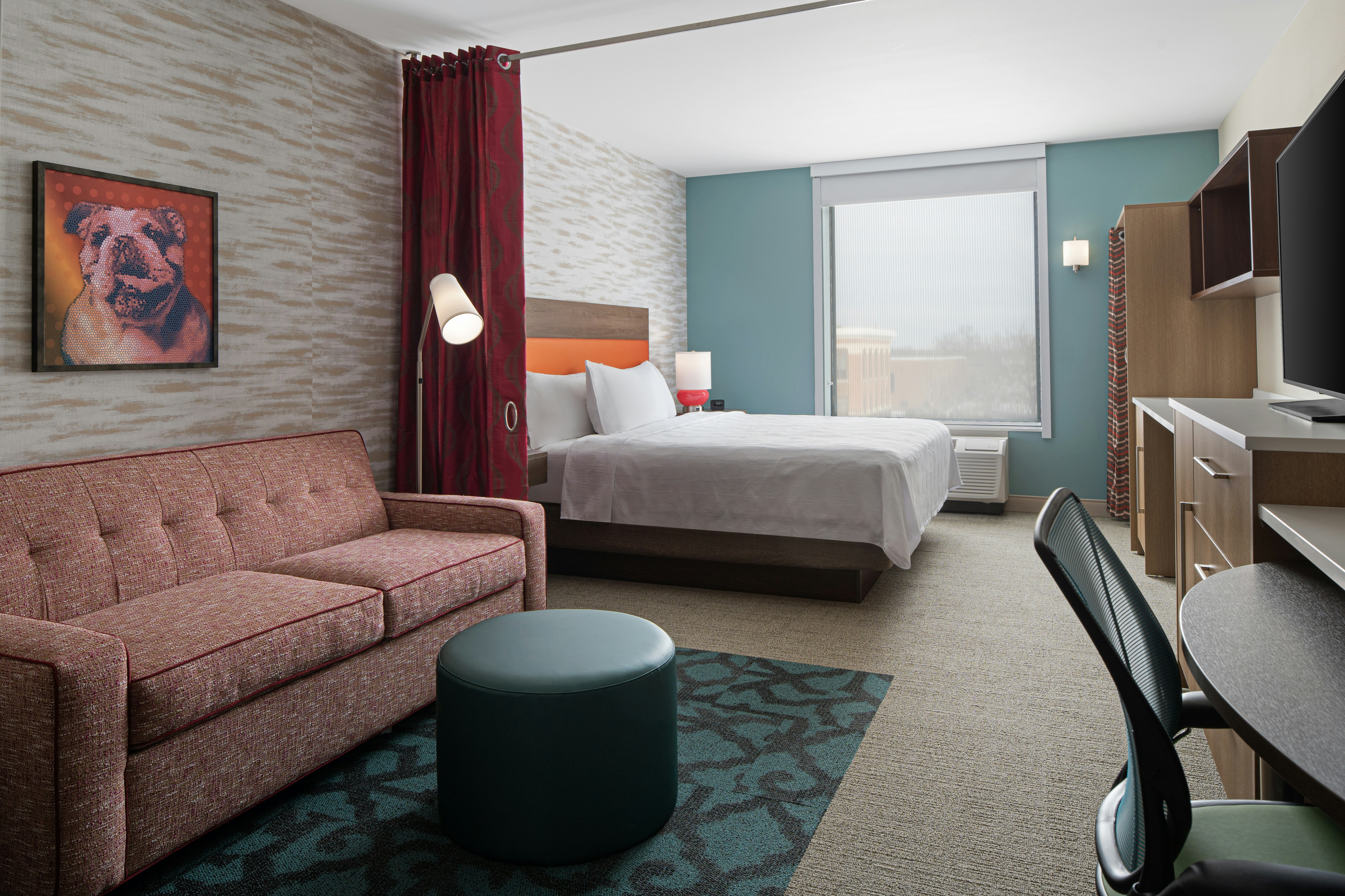 Home2 Suites Des Moines at Drake University