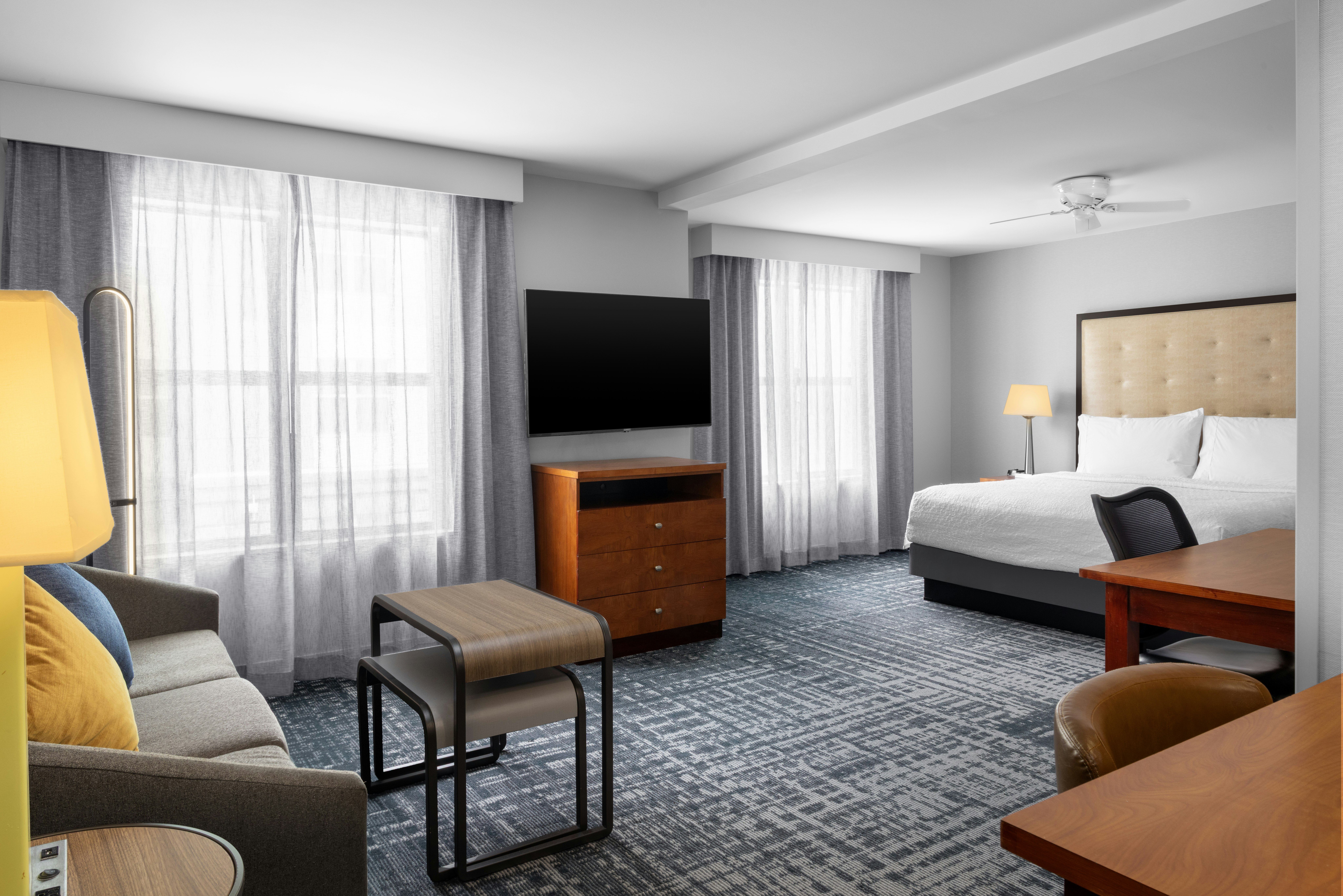 1 KING STUDIO SUITE