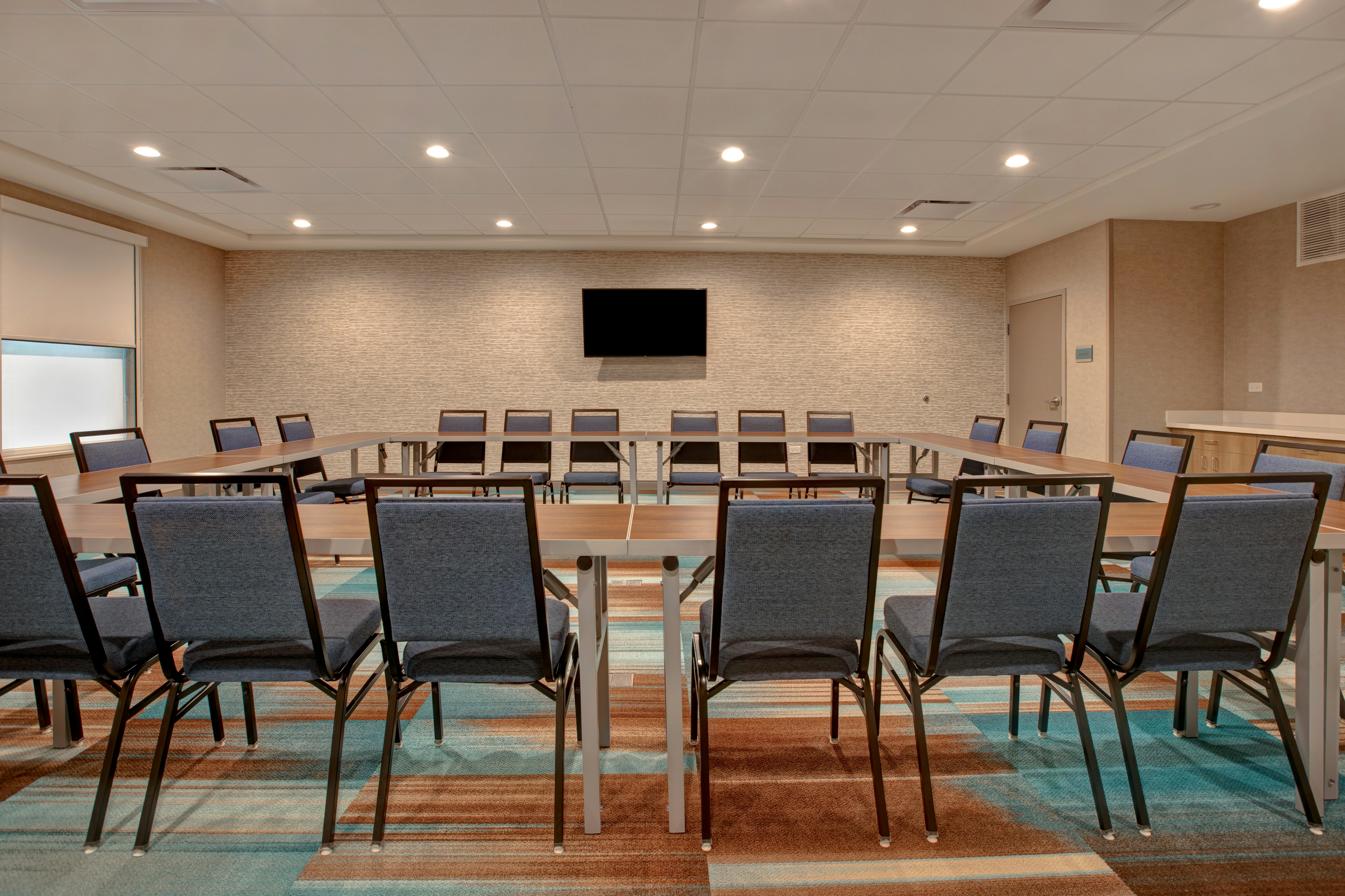 Home2 Suites by Hilton Loves Park Rockford