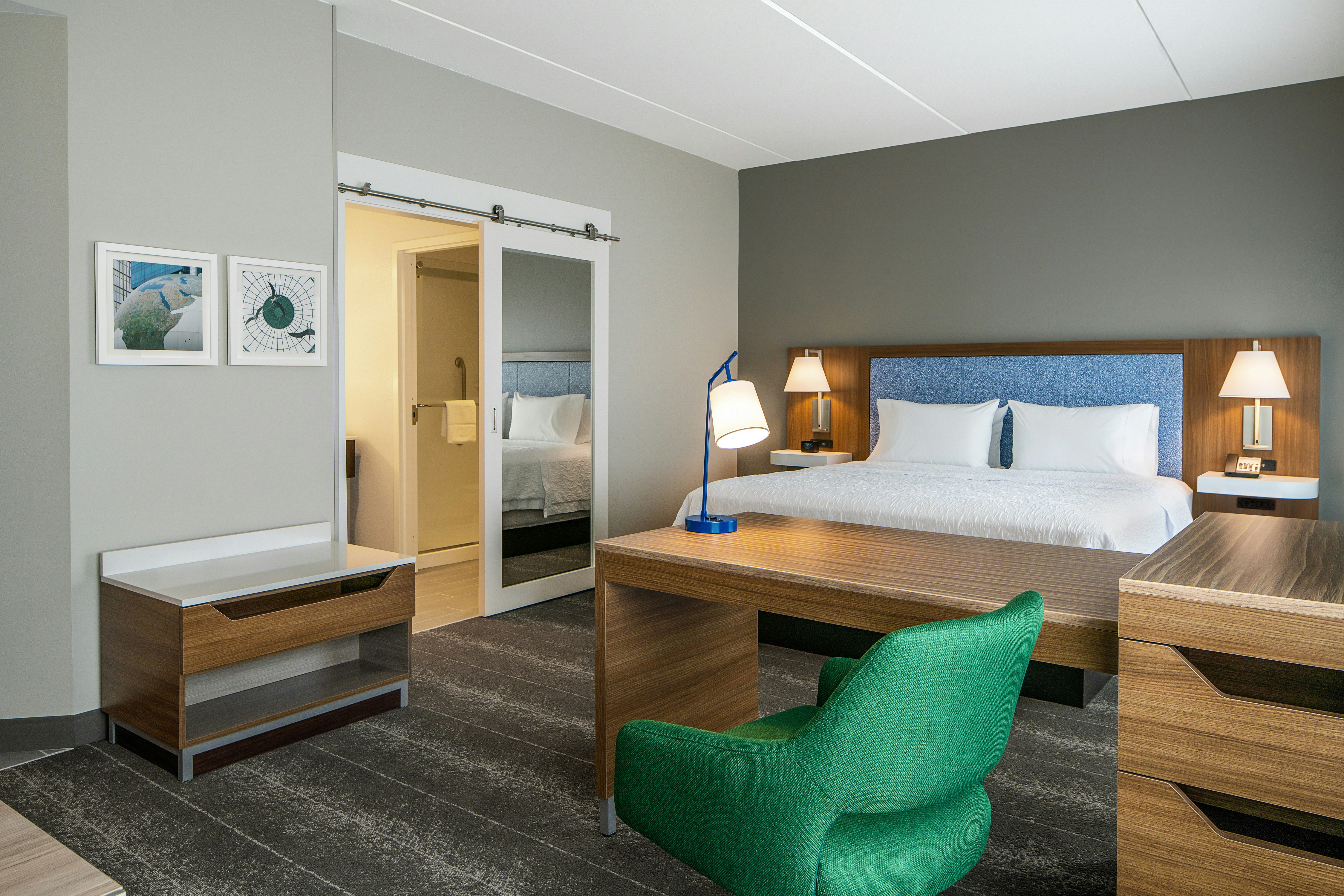 Hampton Inn & Suites by Hilton Raleigh Midtown