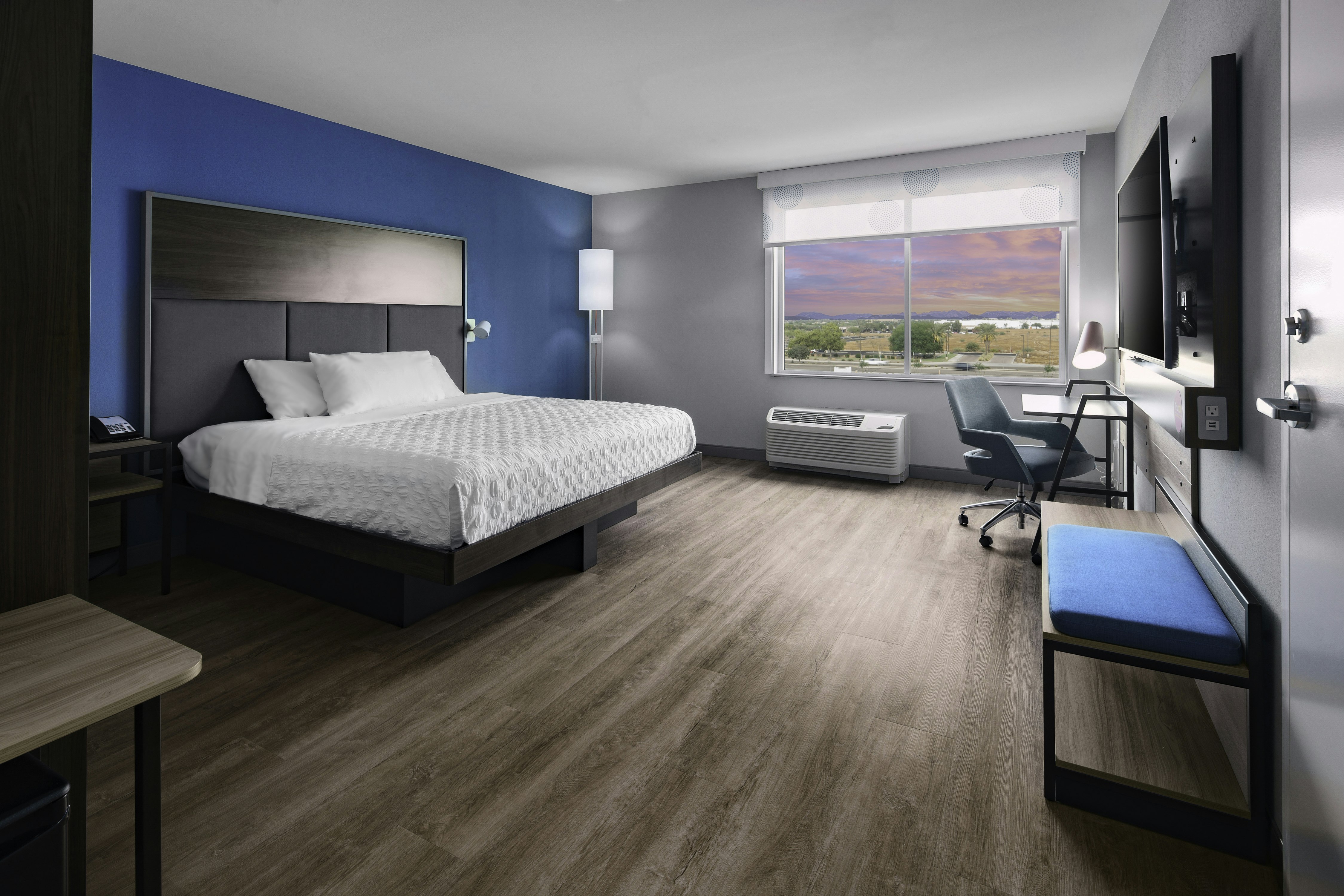 Tru by Hilton Goodyear Phoenix West
