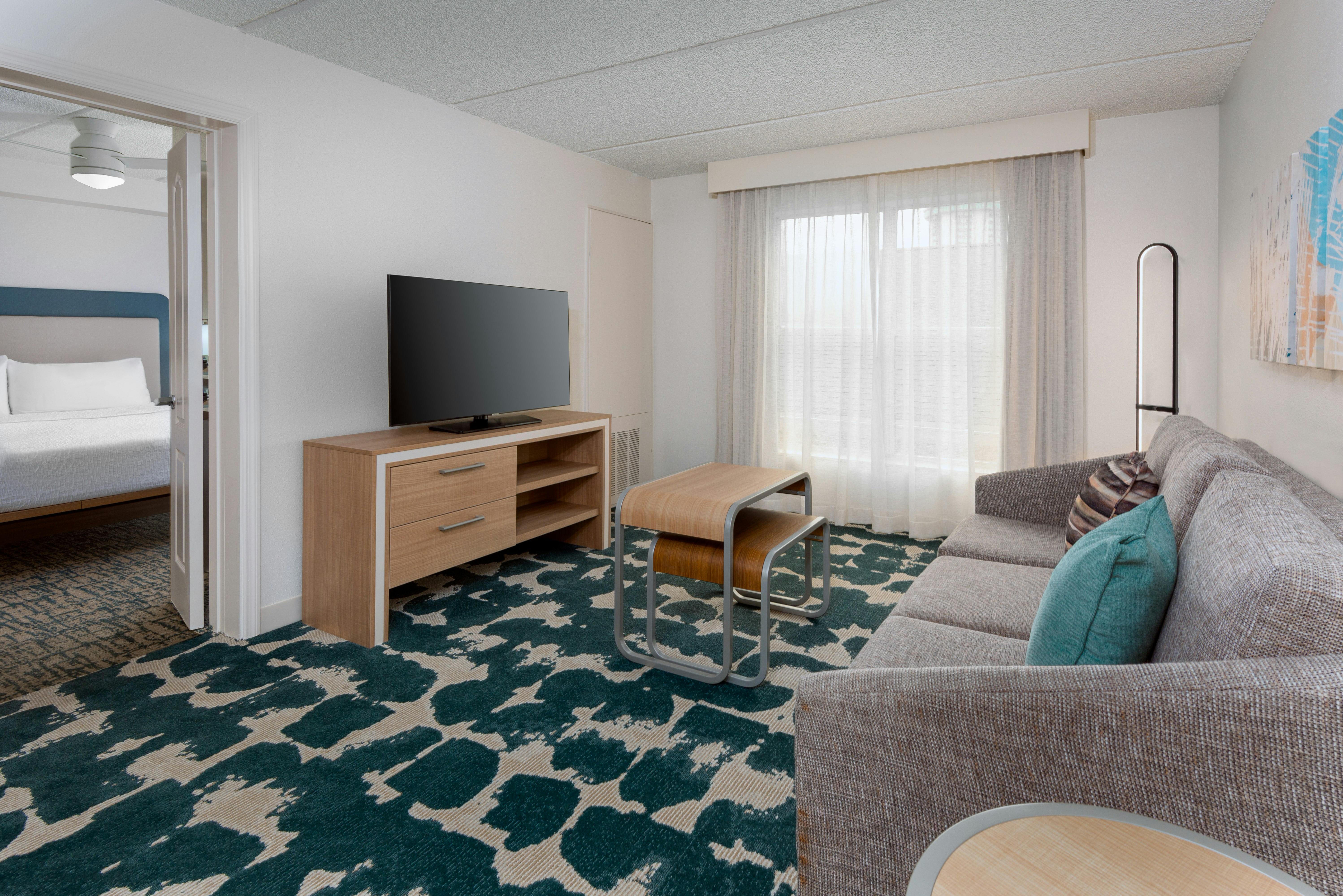 Homewood Suites by Hilton Orlando – Nearest to Universal Studios