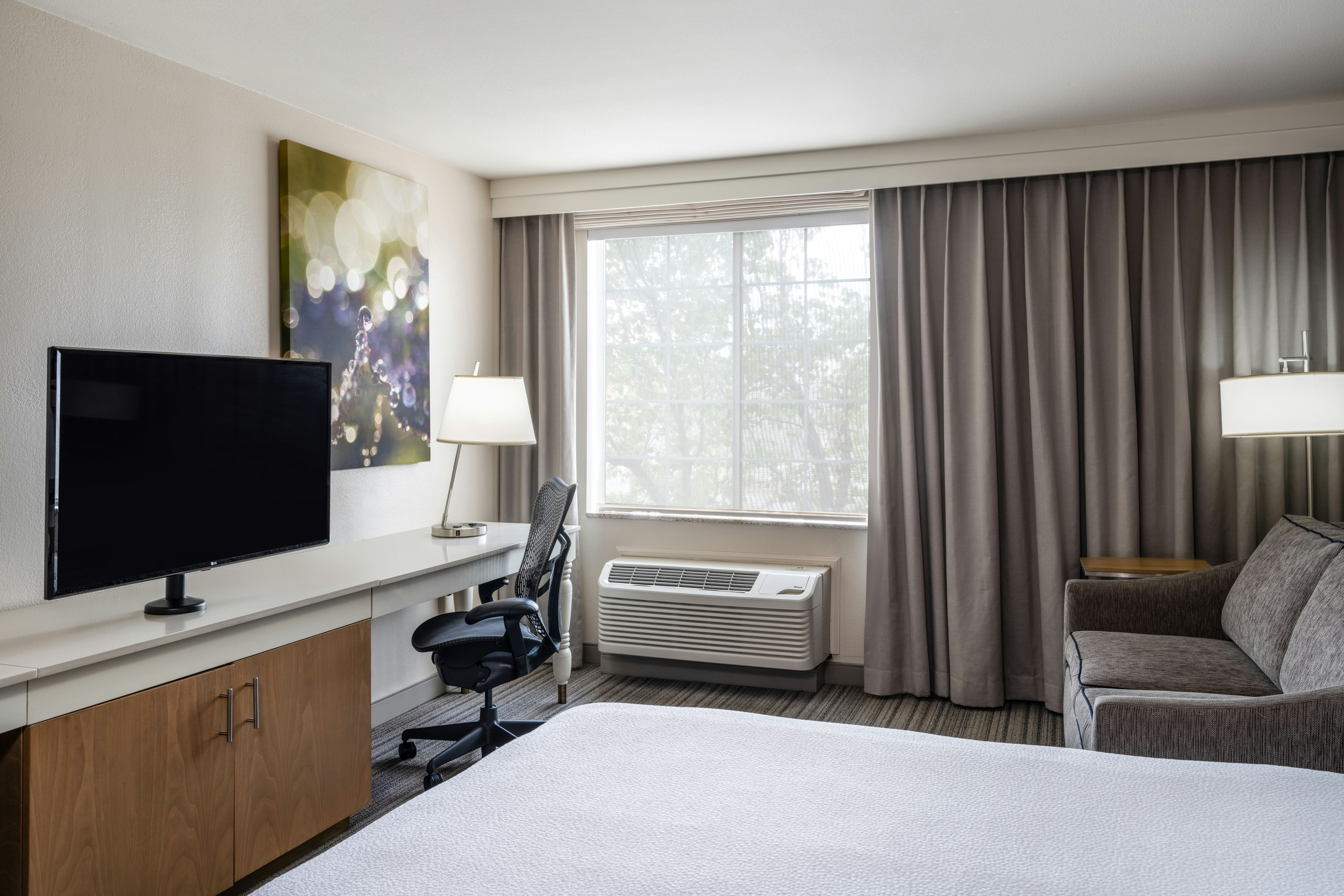 Hilton Garden Inn Bakersfield