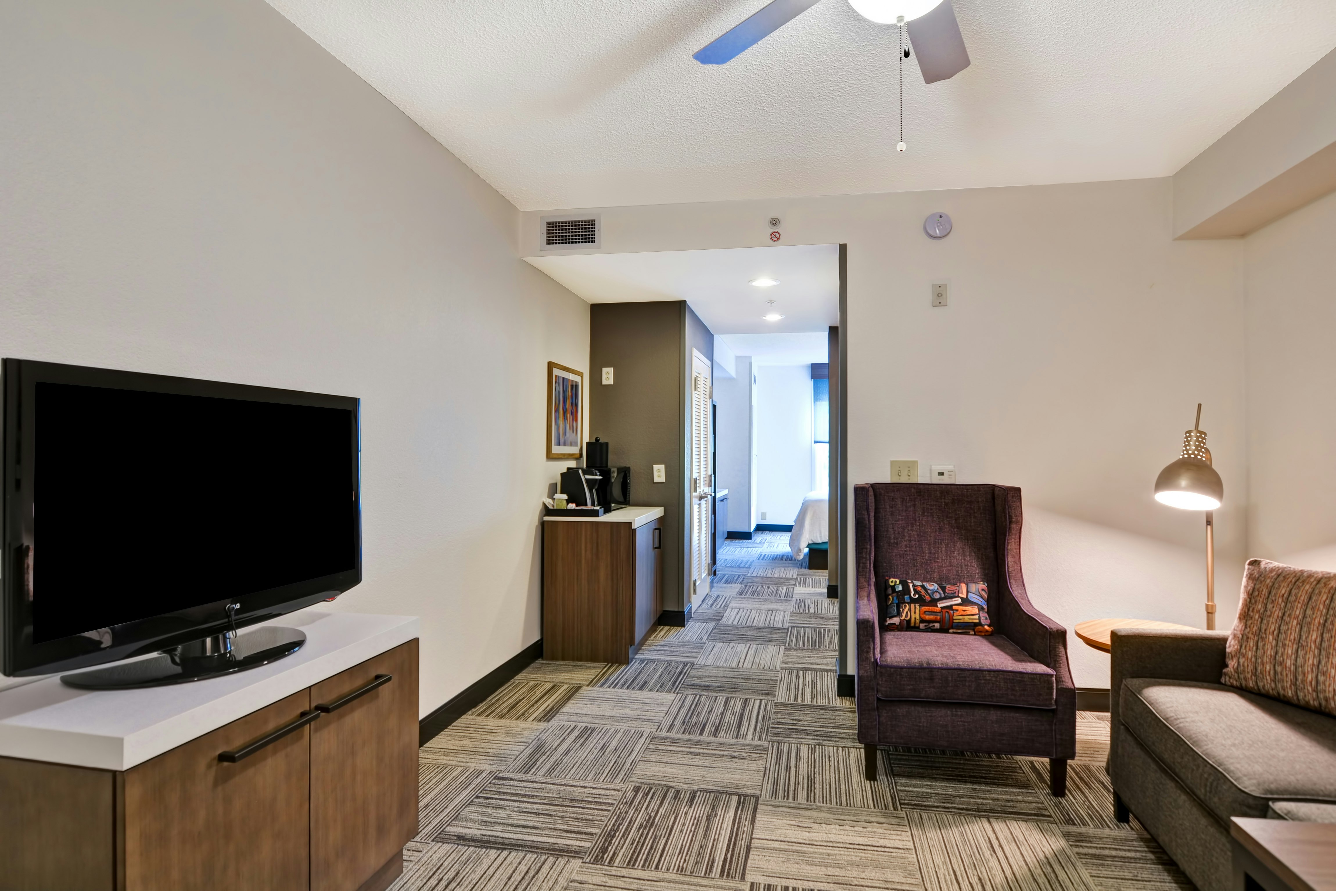 1 KING BED 1 BEDROOM SUITE