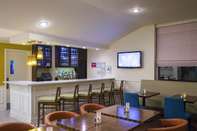 Hilton Garden Inn Queens/JFK Airport