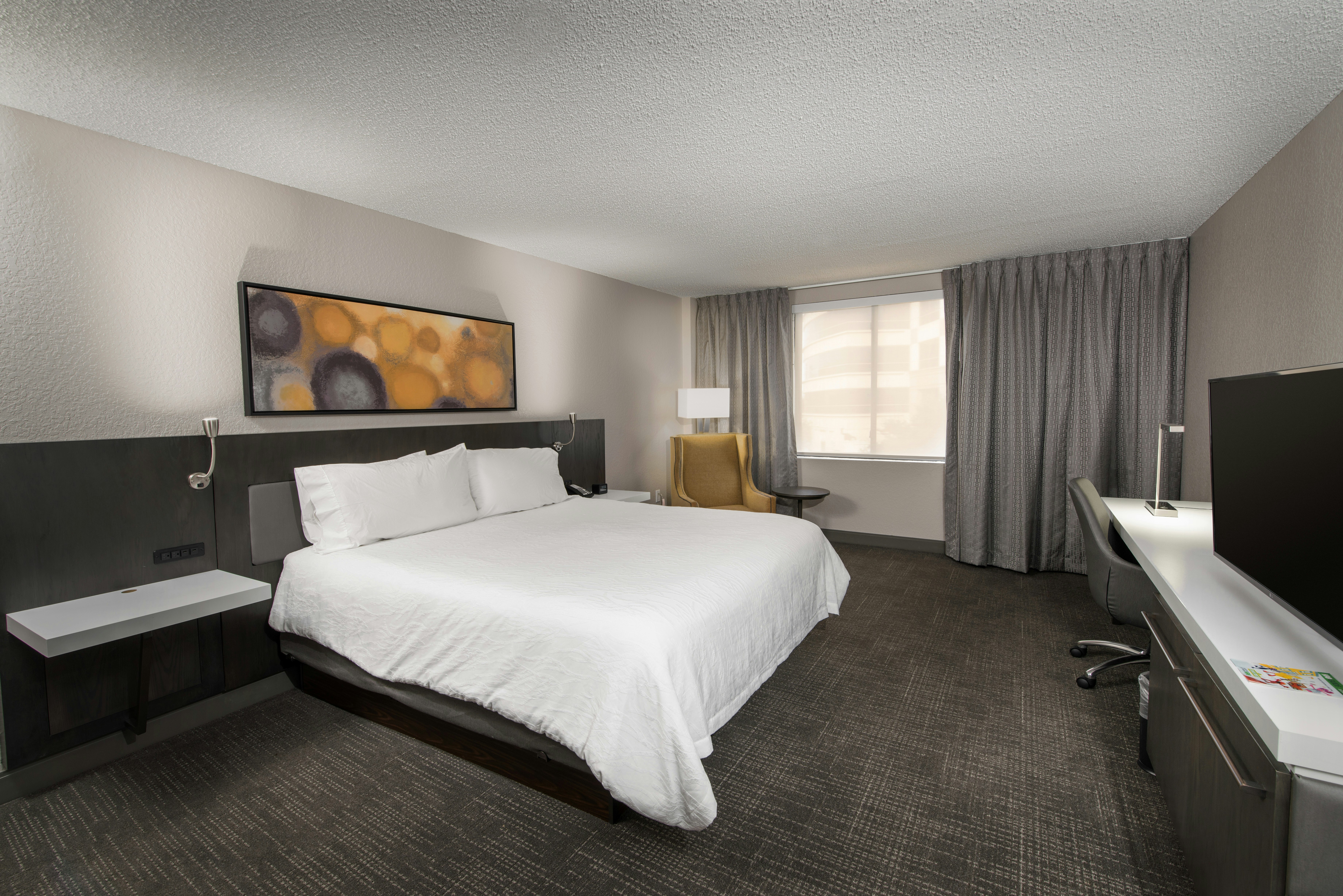 1 KING BED