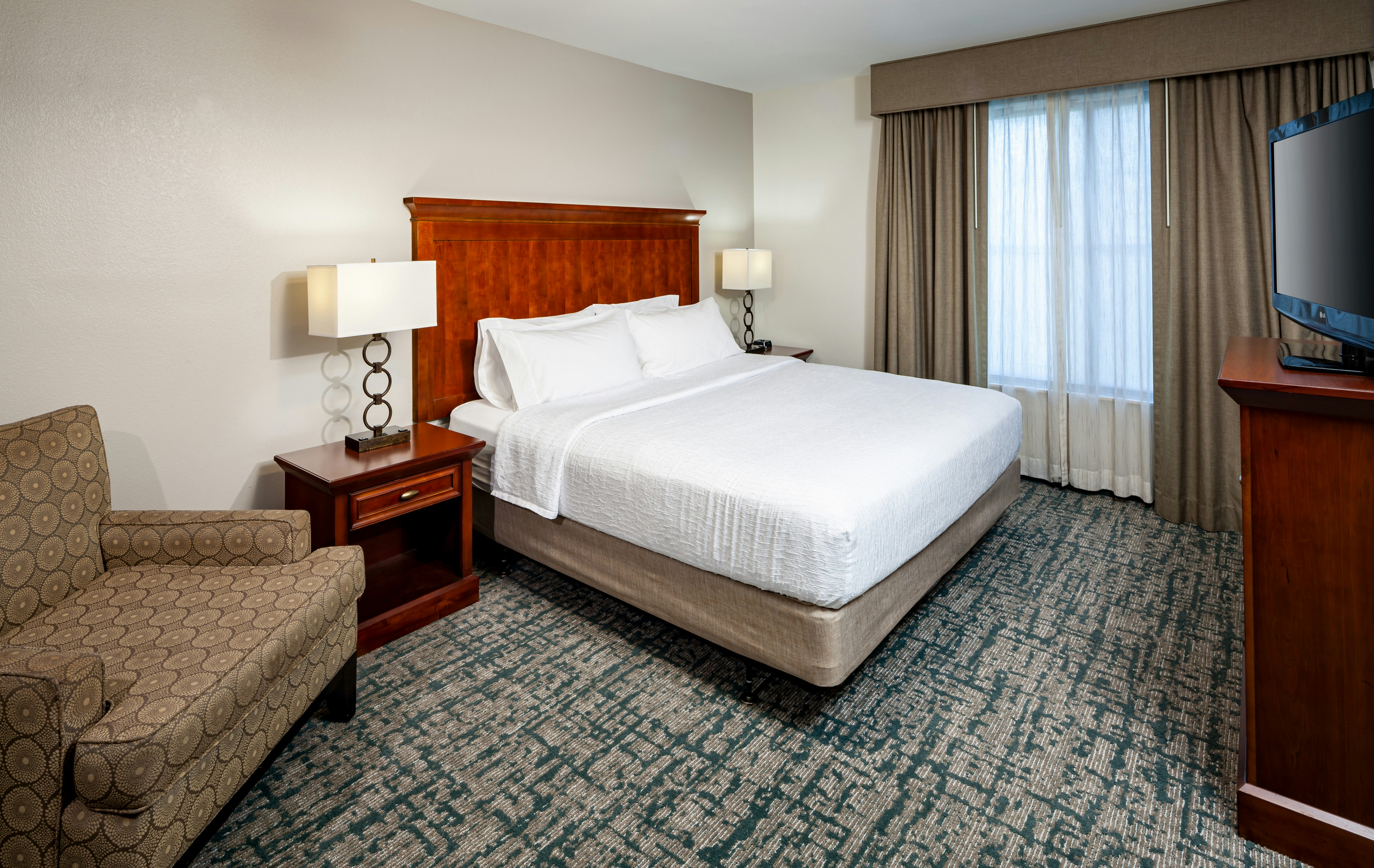 2 BEDROOM SUITE