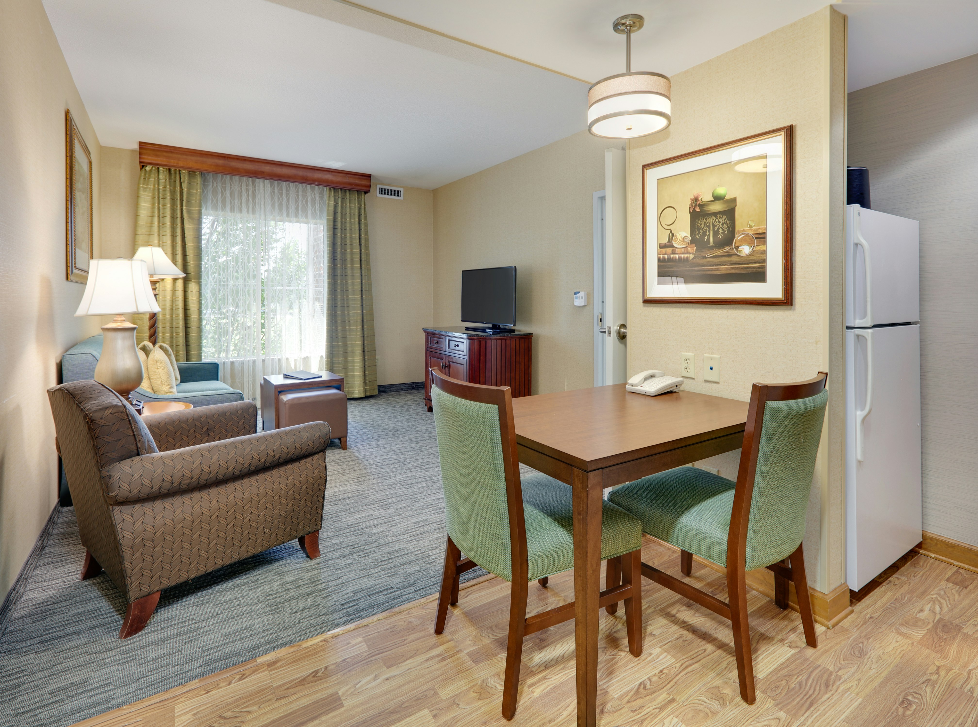 3 BED ROOM ALL KINGS