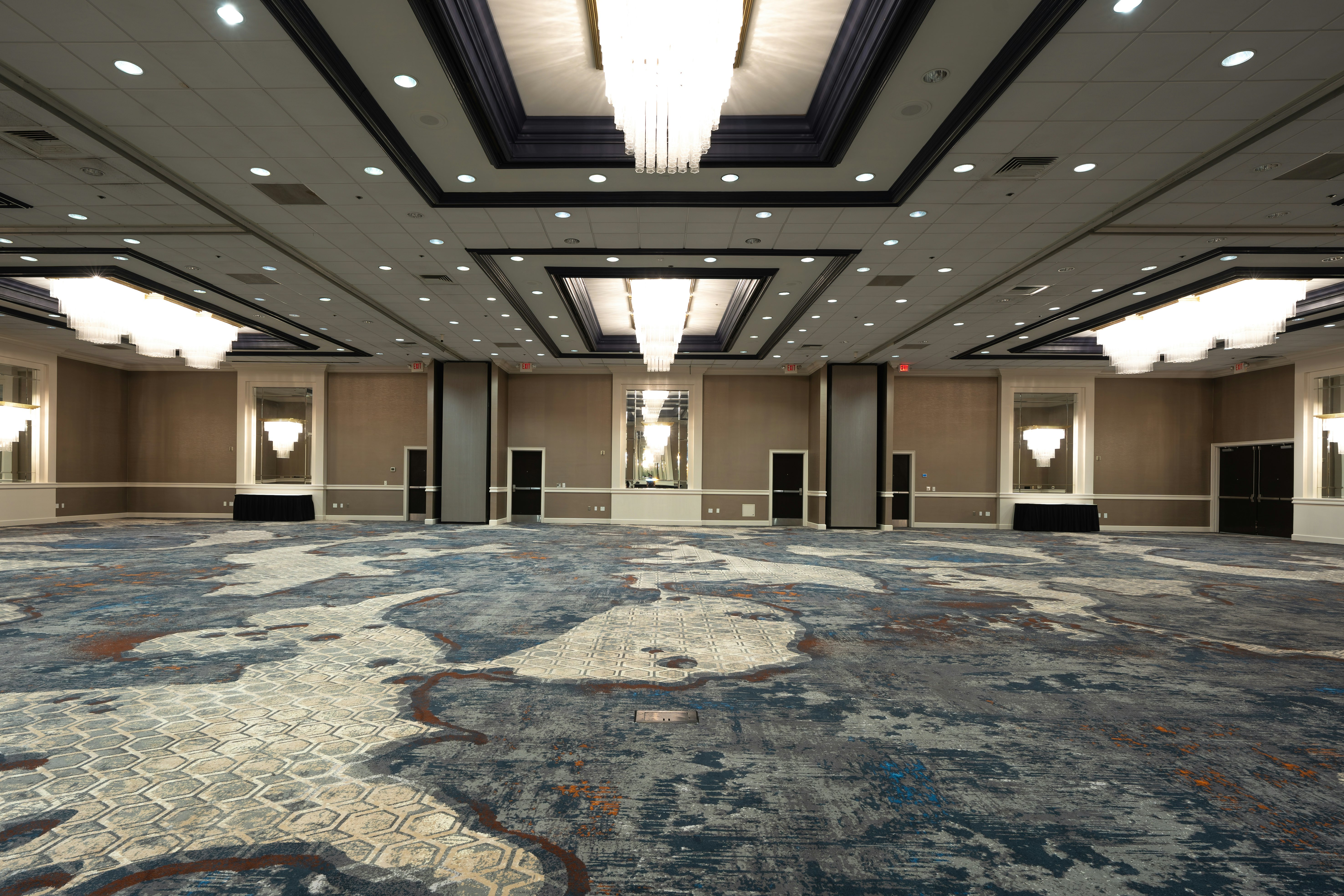 DoubleTree by Hilton Hotel Houston Hobby Airport