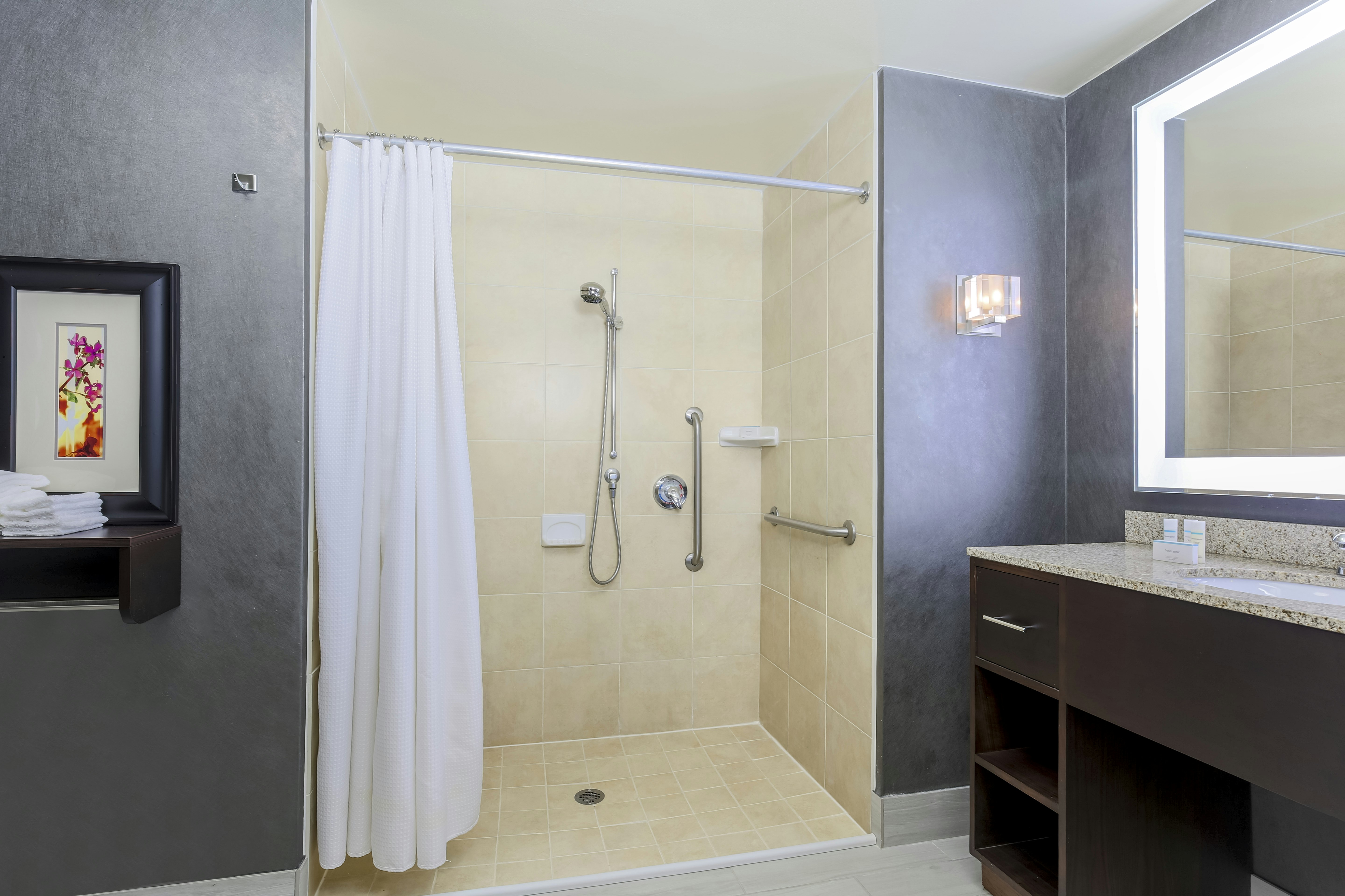 Homewood Suites by Hilton Long Island-Melville