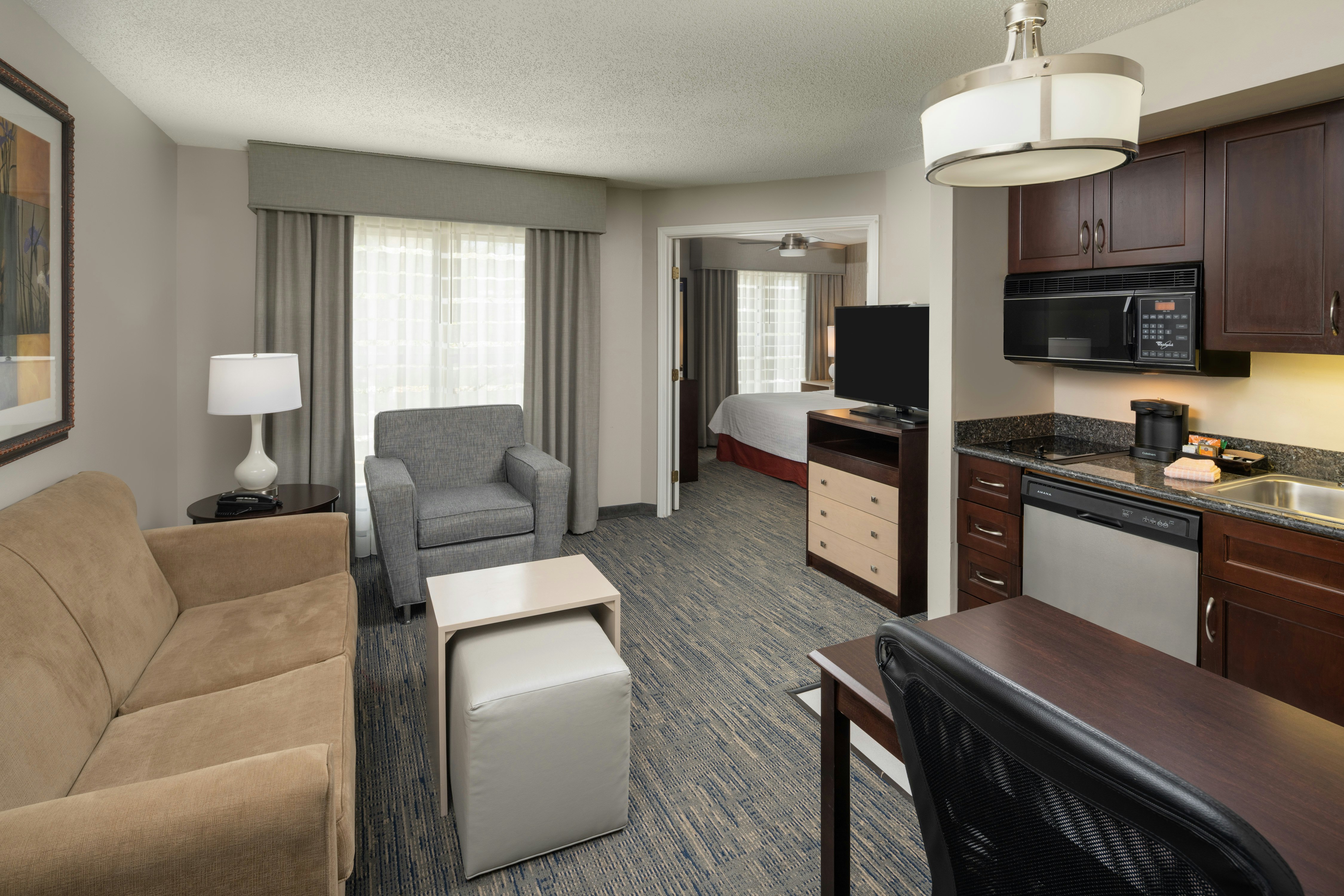 Homewood Suites by Hilton Chicago – Schaumburg