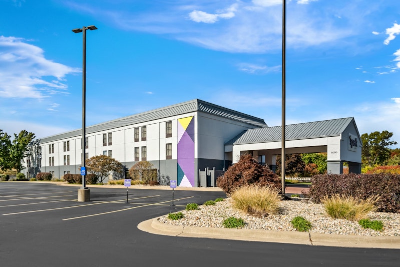 Spark by Hilton Stevensville