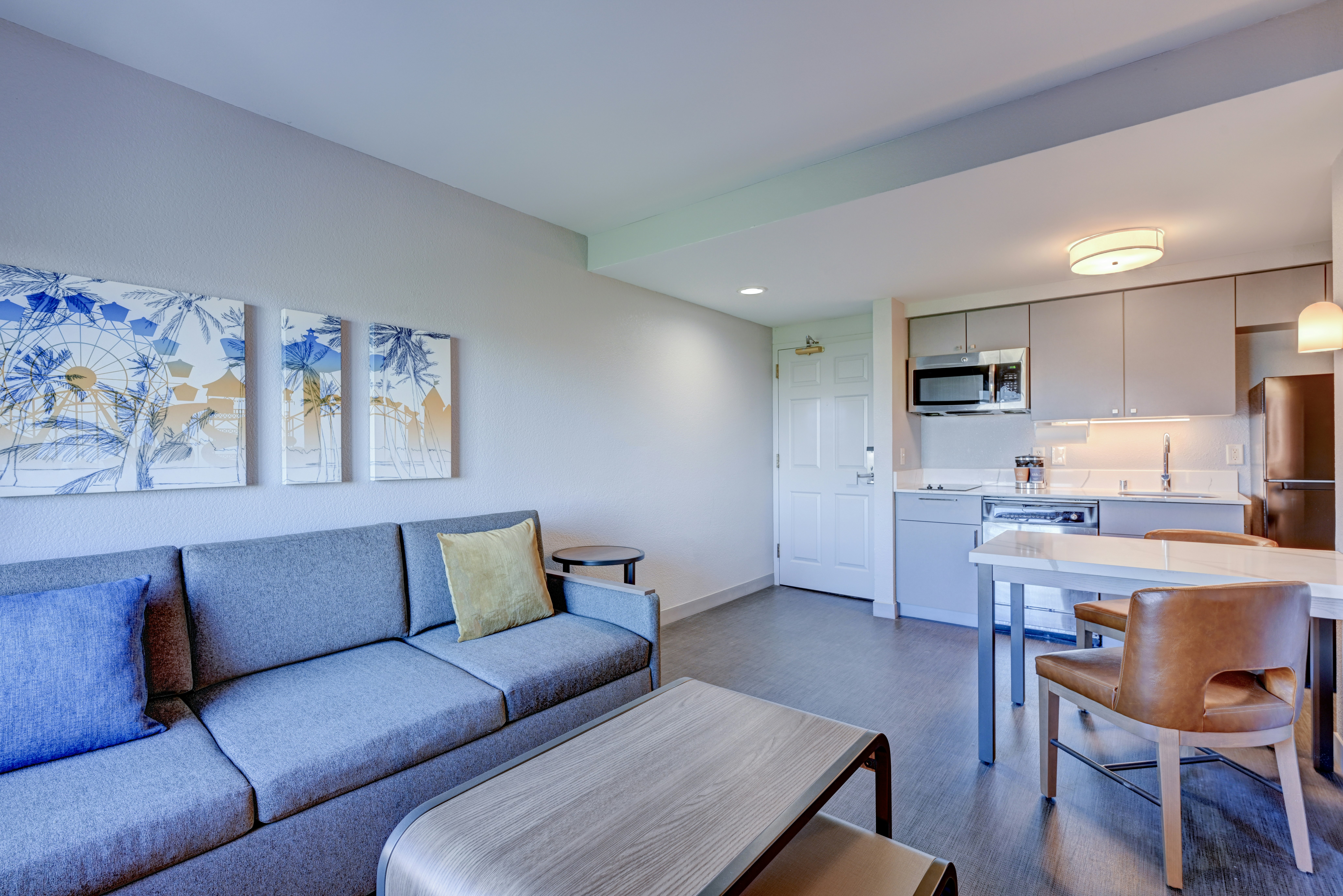 Homewood Suites by Hilton Anaheim – Main Gate Area