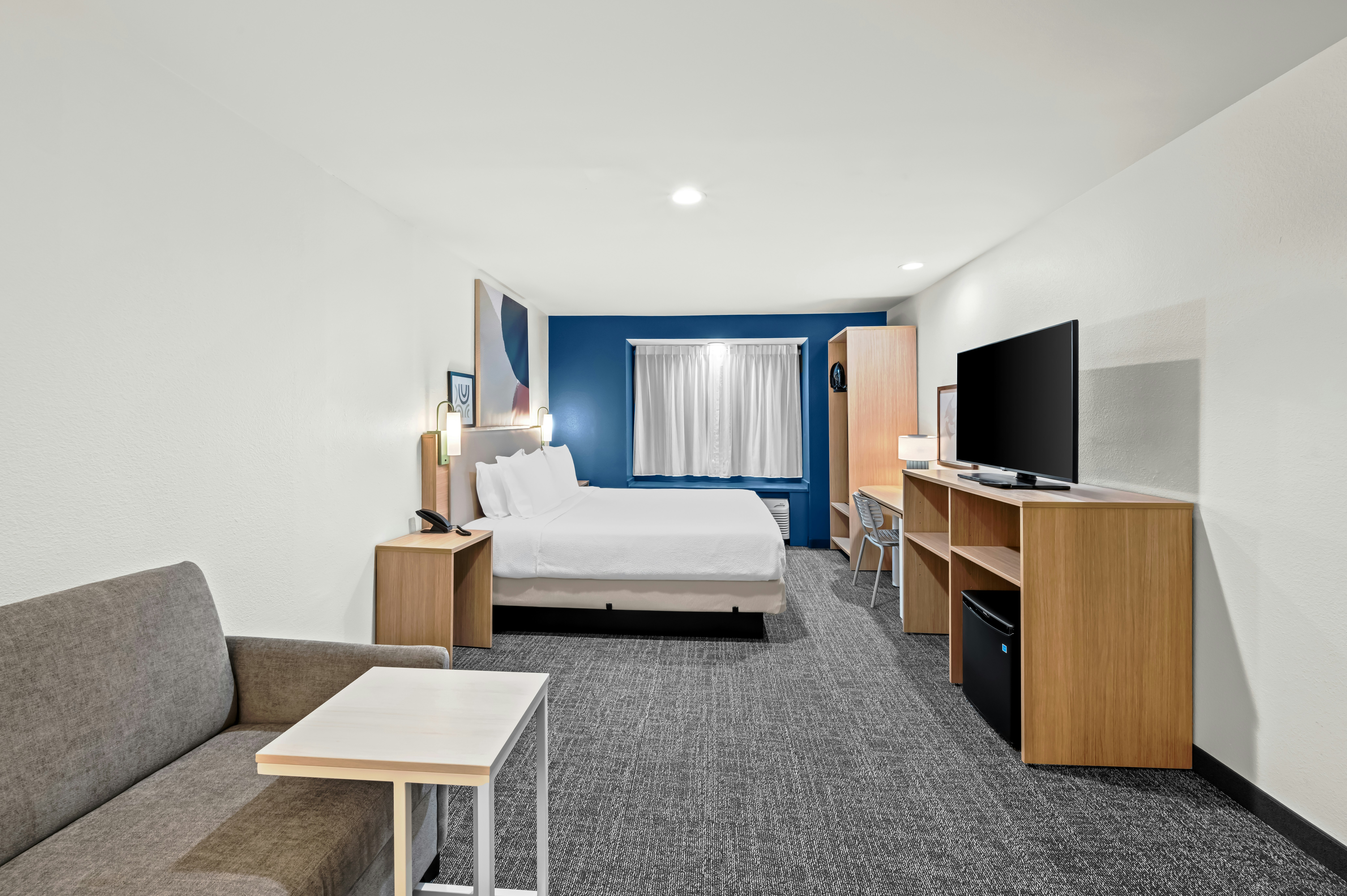 Spark by Hilton Sterling Dulles Airport