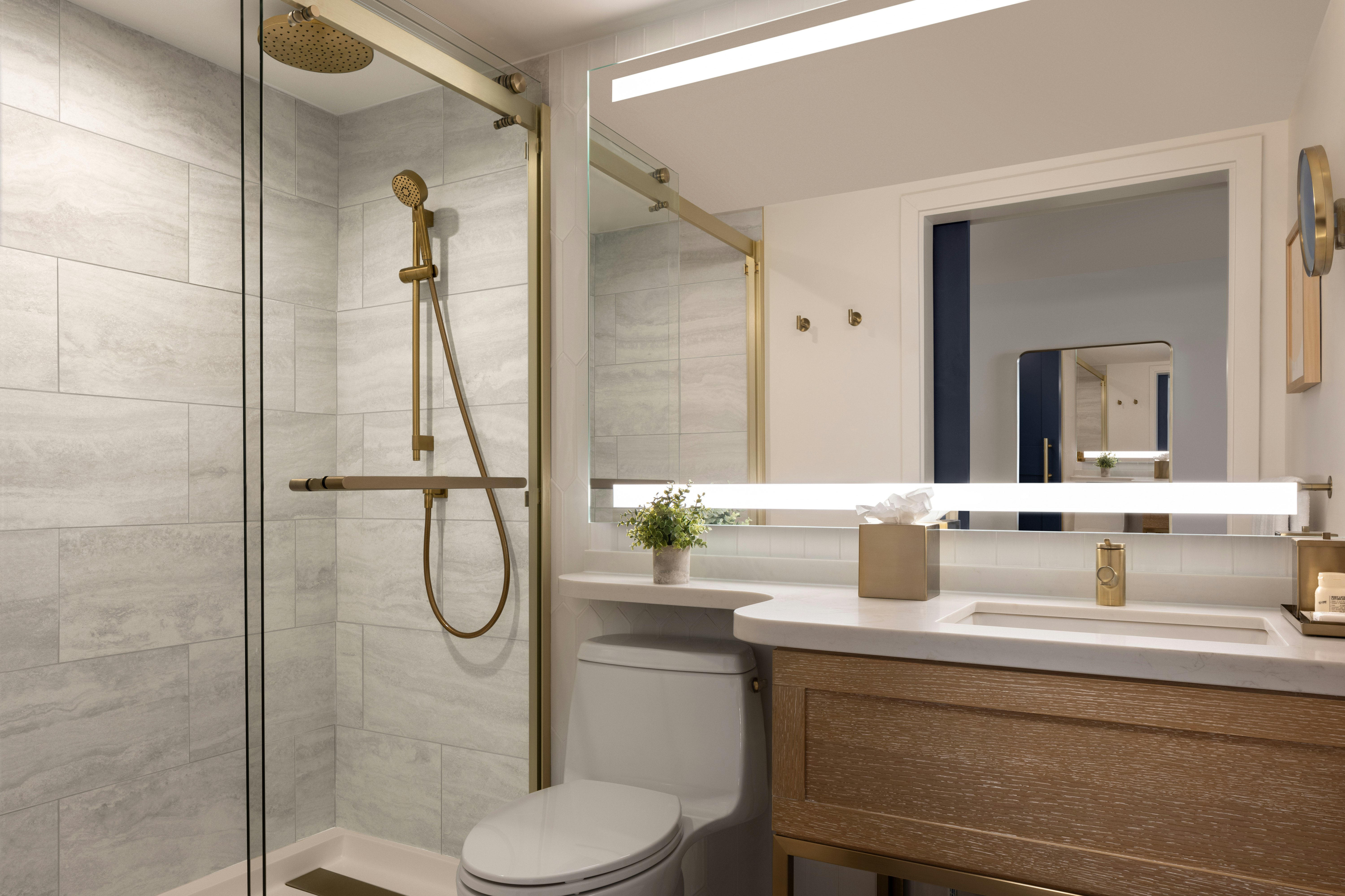The Sunny Miami Sunny Isles Beach, Curio Collection by Hilton
