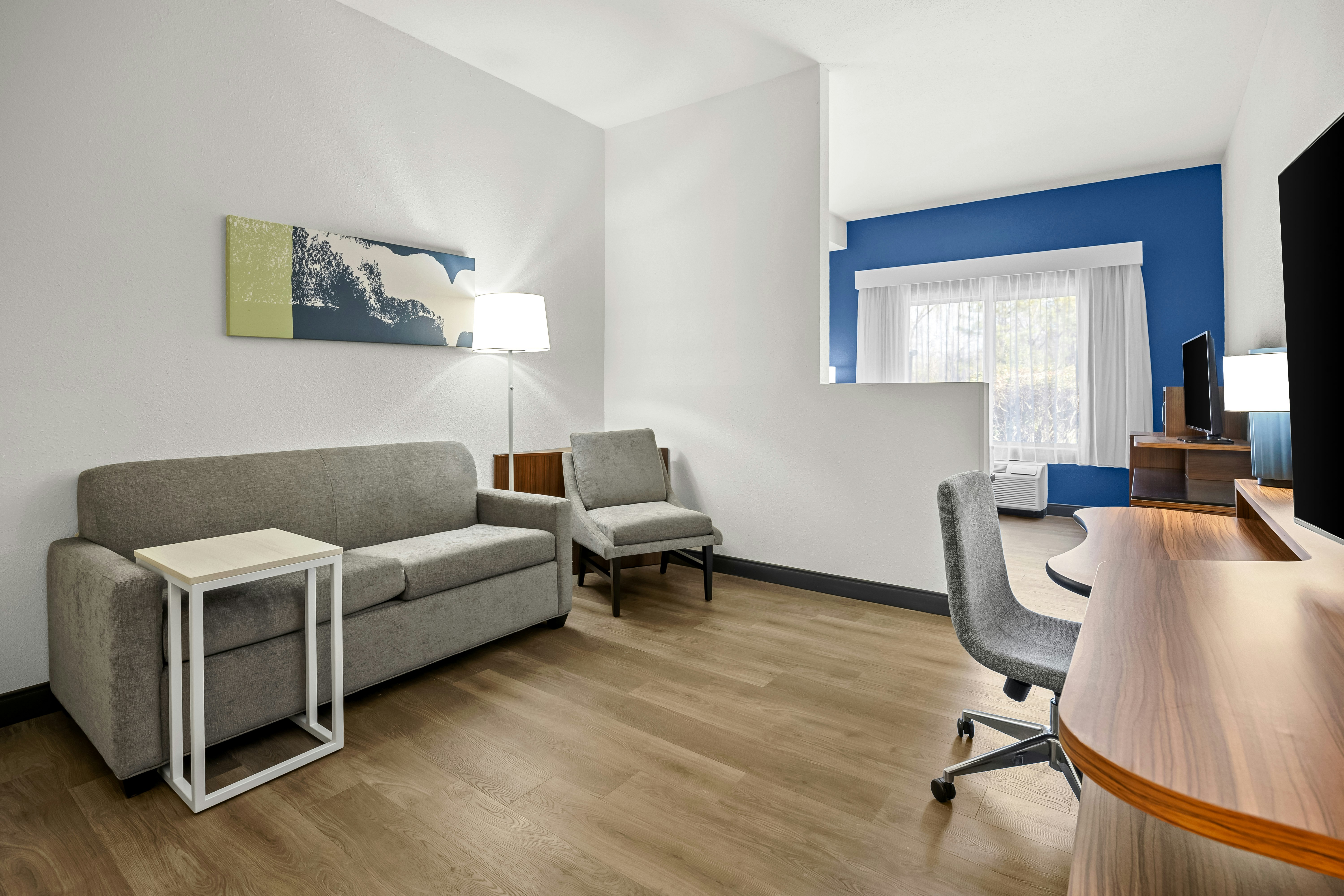 1 KING BED WITH SOFABED