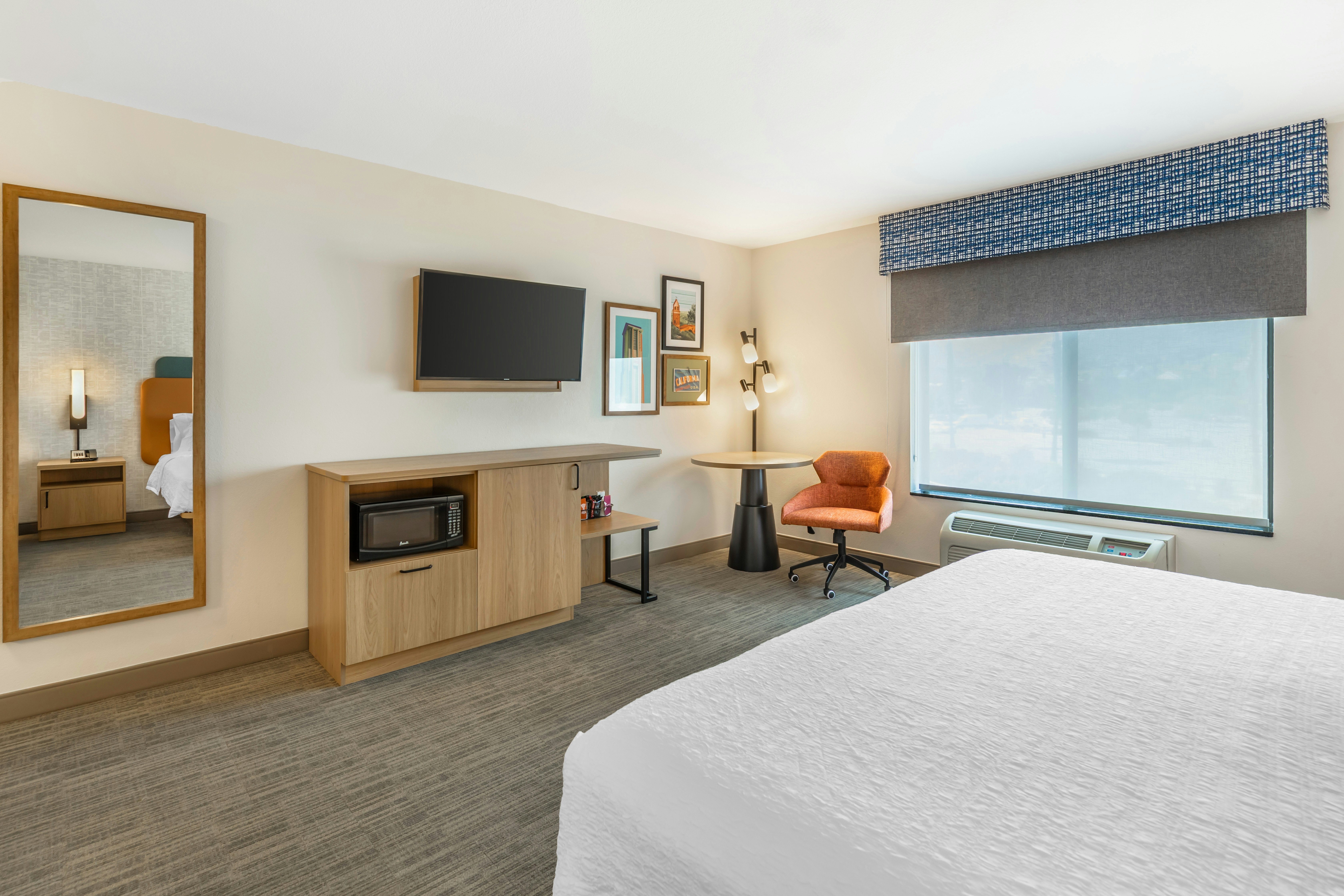 Hampton Inn & Suites Moreno Valley